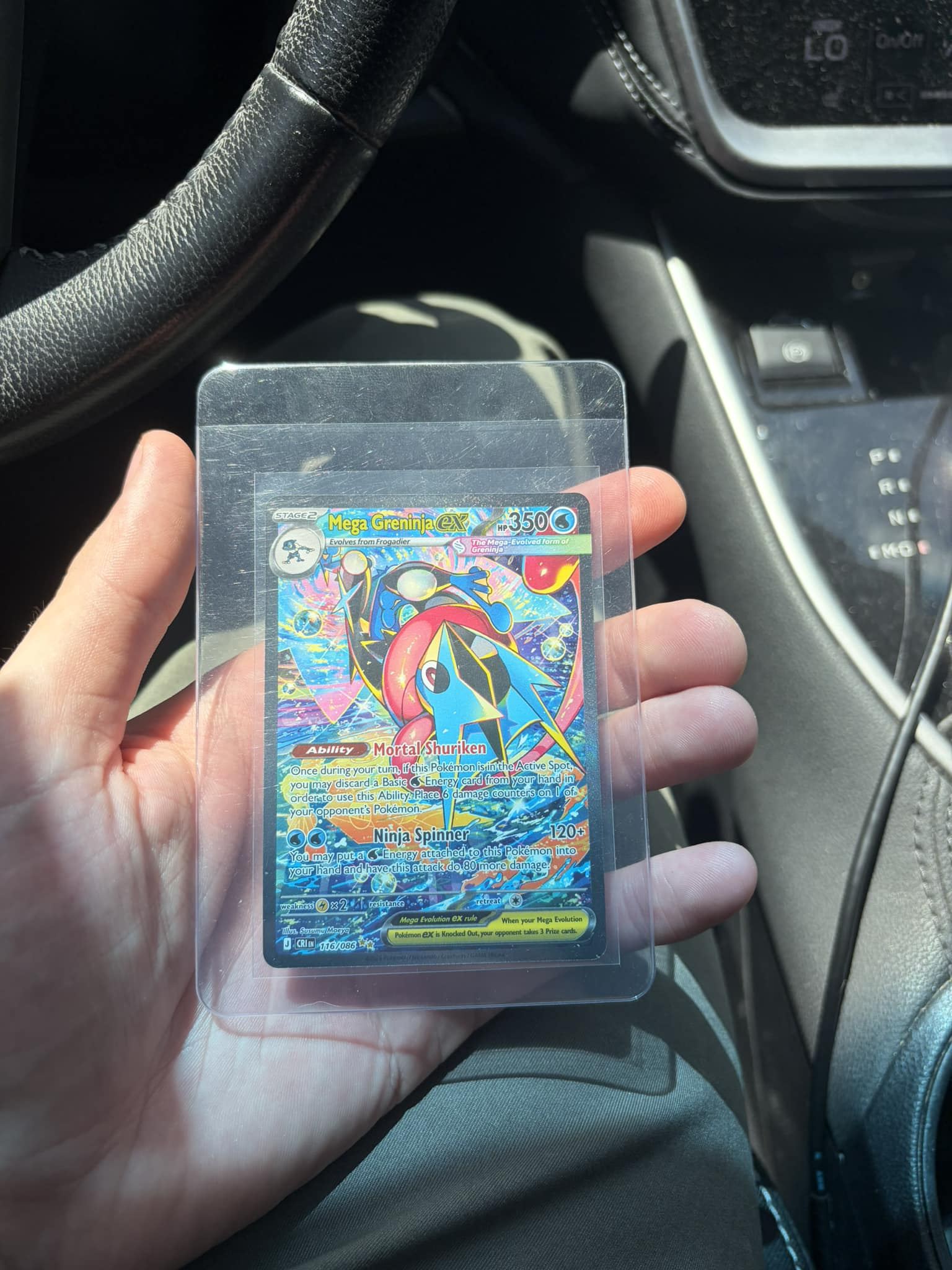 家にあったレアカード My husband found his old cards in his mom's attic 😍😍