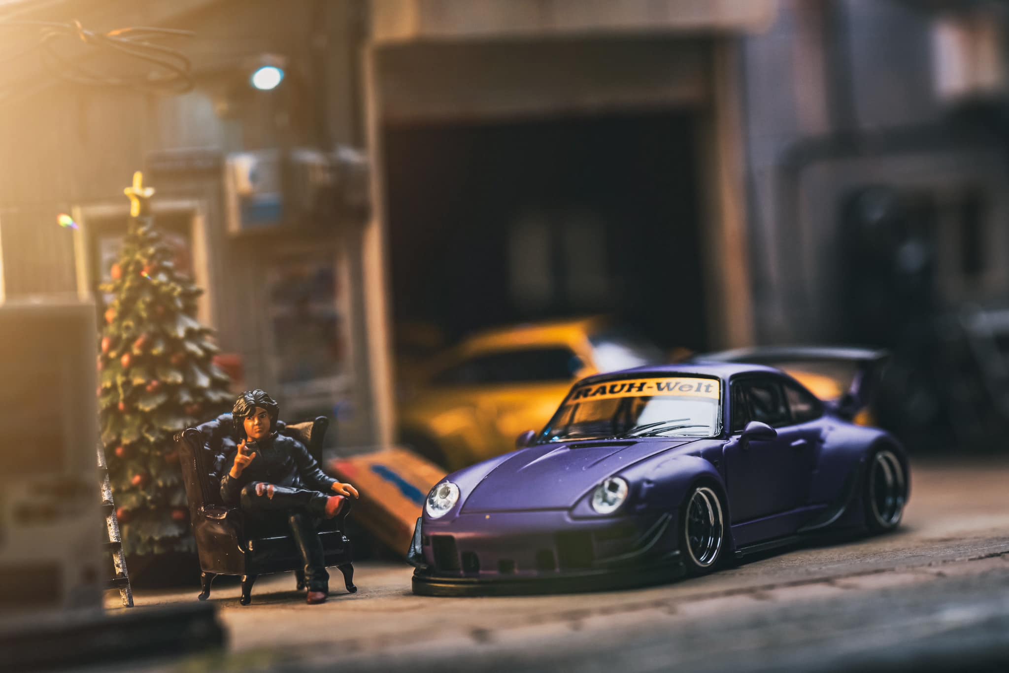 Akira Nakai RWB Porsche 993 model with Tarmac diorama