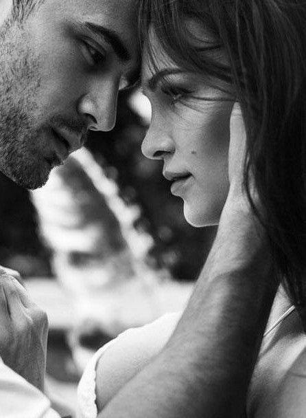 L Amour Commence Par Un Regard Le Envie D Un Grain De Folie Facebook