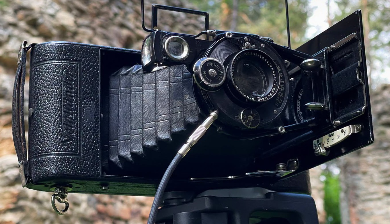 Goerz Rollfilm Tenax camera with Dogmar lens