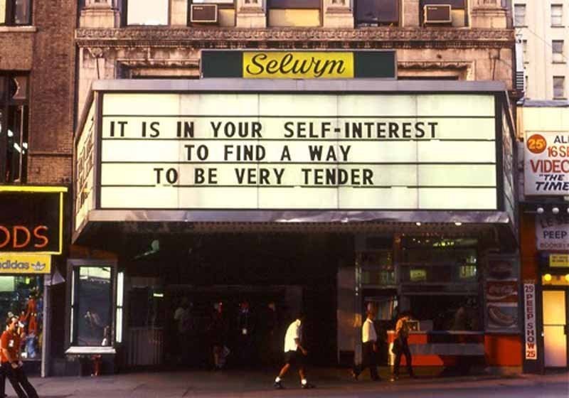 額装品/ジェニー・ホルツァー Times Spuare Jenny Holzer 額装品/ジェニー・ホルツァー Times Spuare Jenny Holzer 額装品