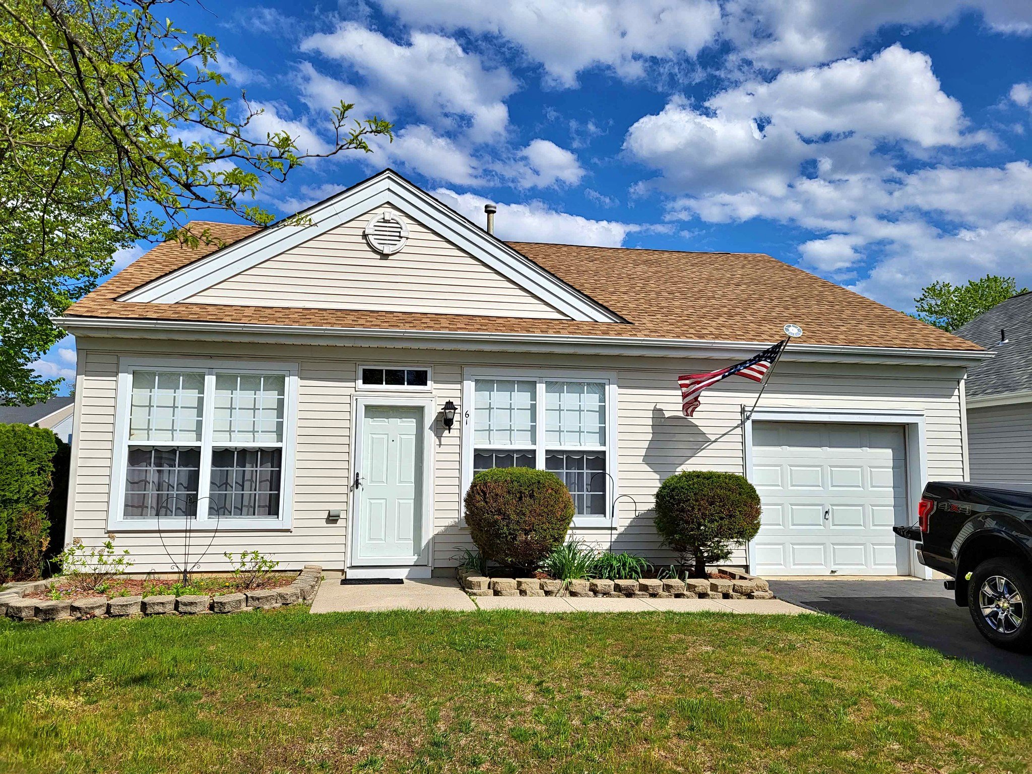 2 Beds 2 Baths House Property For Sale Barnegat Bay, New Jersey
