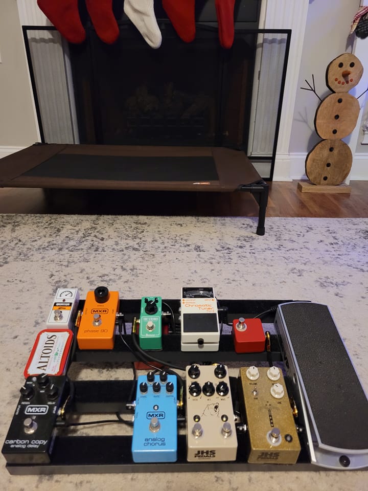 NPD! Morning Glory V4 with red remote.