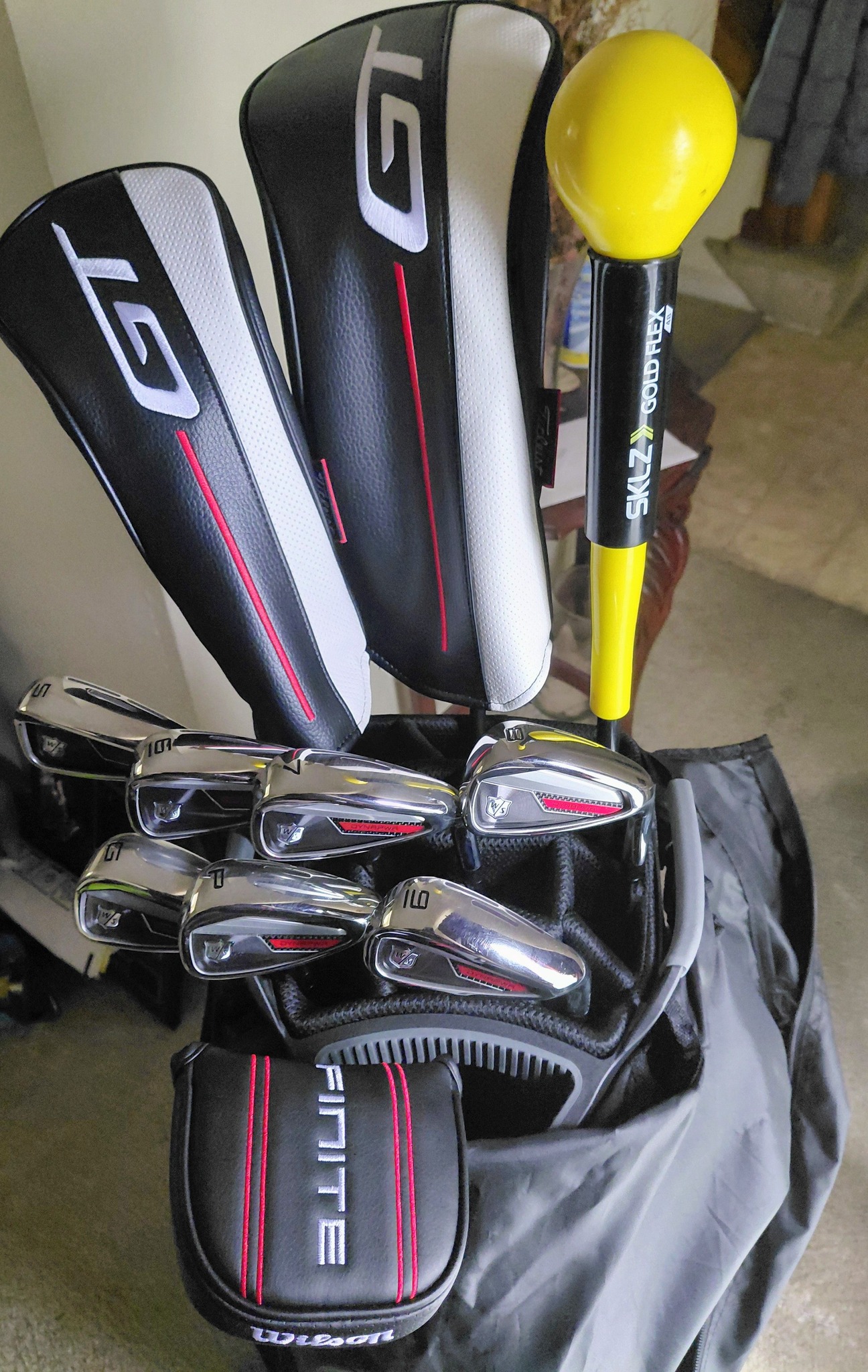 TaylorMade M2 ドライバー アイアンセット Titleistバッグ Taylor Made M2 driver and Titleist woods in my golf bag