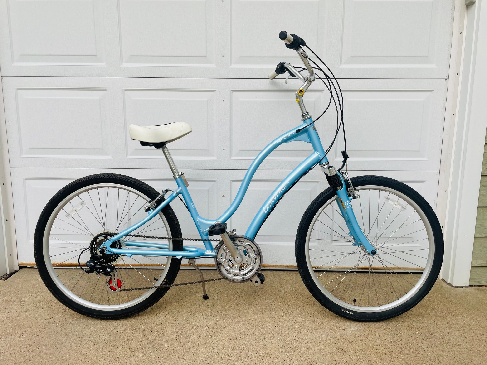 electra townie 21 bicycle USED 21D Step Over Beach Cruiser Aluminum Frame w/ Front Suspension Dark Blue selling bike in the U.S Electra Townie Commuter Bike -