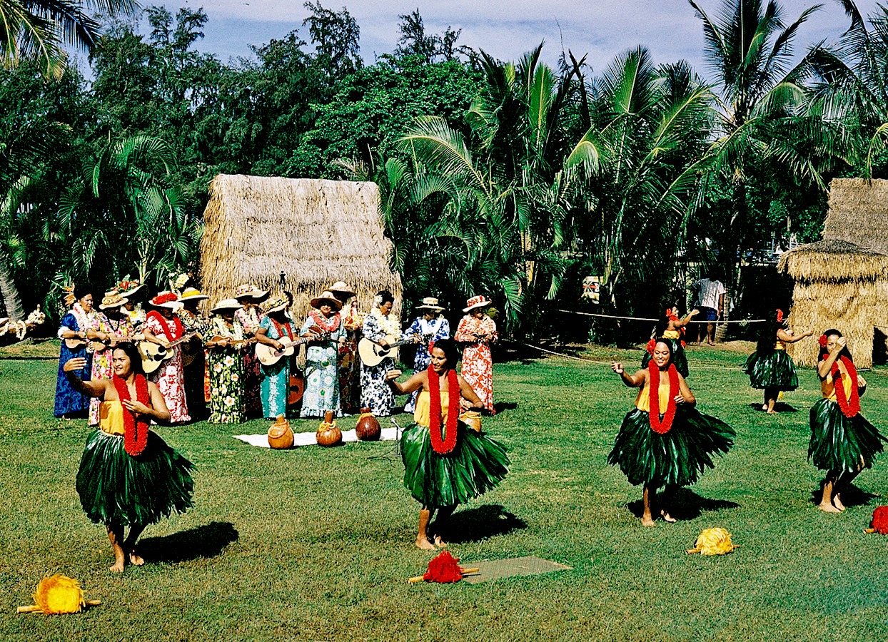 The Kodak Hula Show in Waikiki long gone. What a nicer time