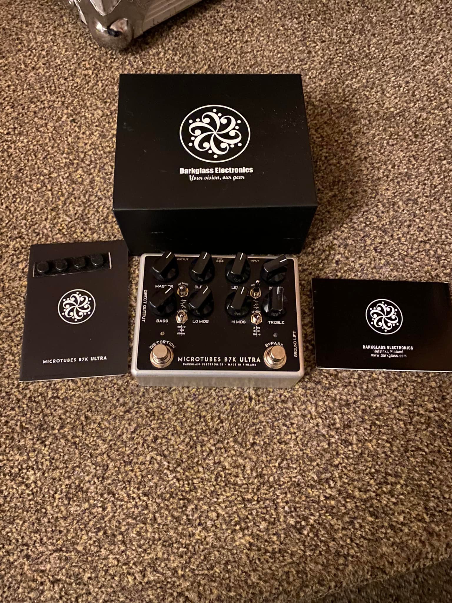 Darkglass Vintage Ultra V1 and Tone Capsule preamp for sale