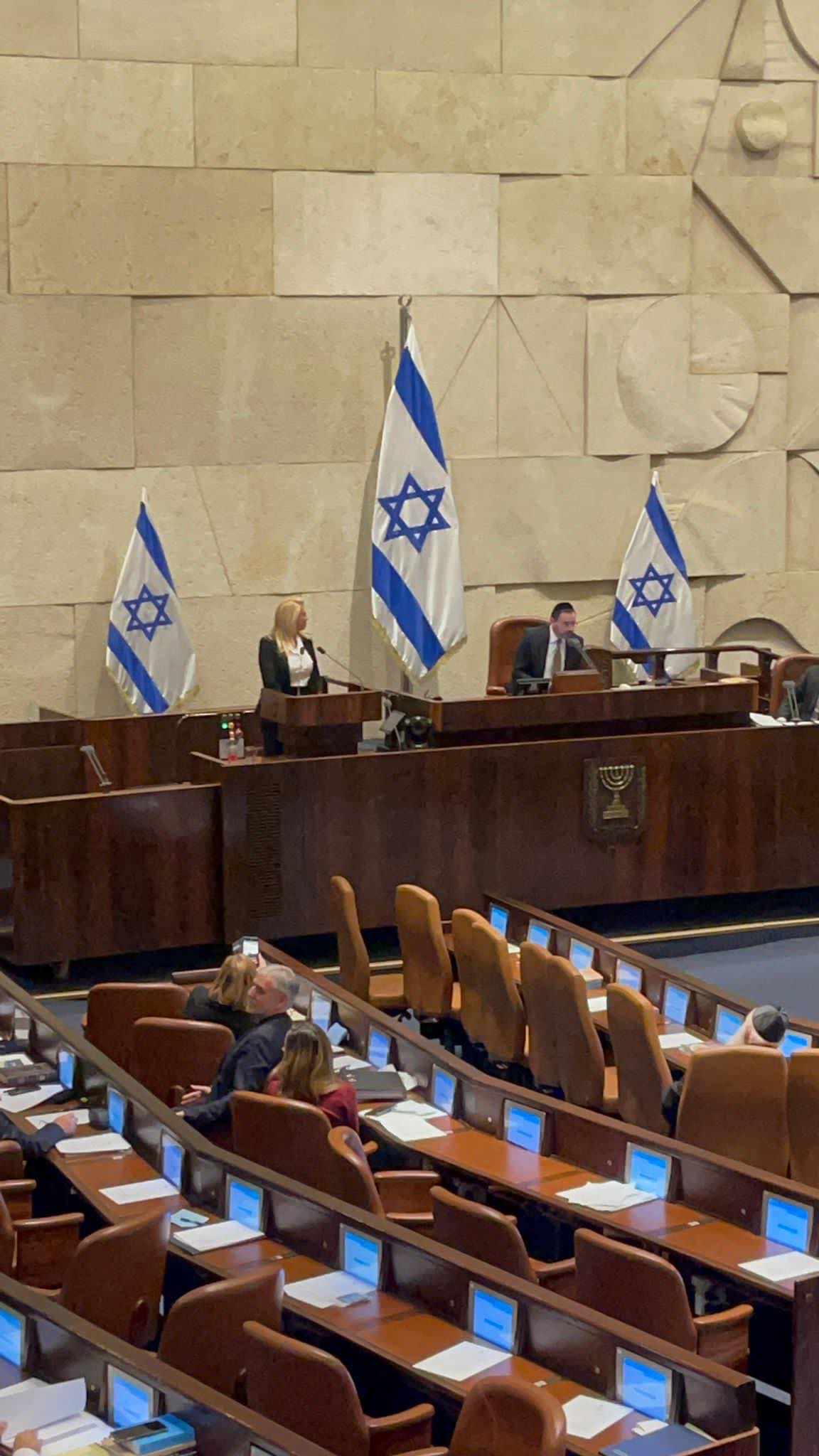 Shelly Tal Meron