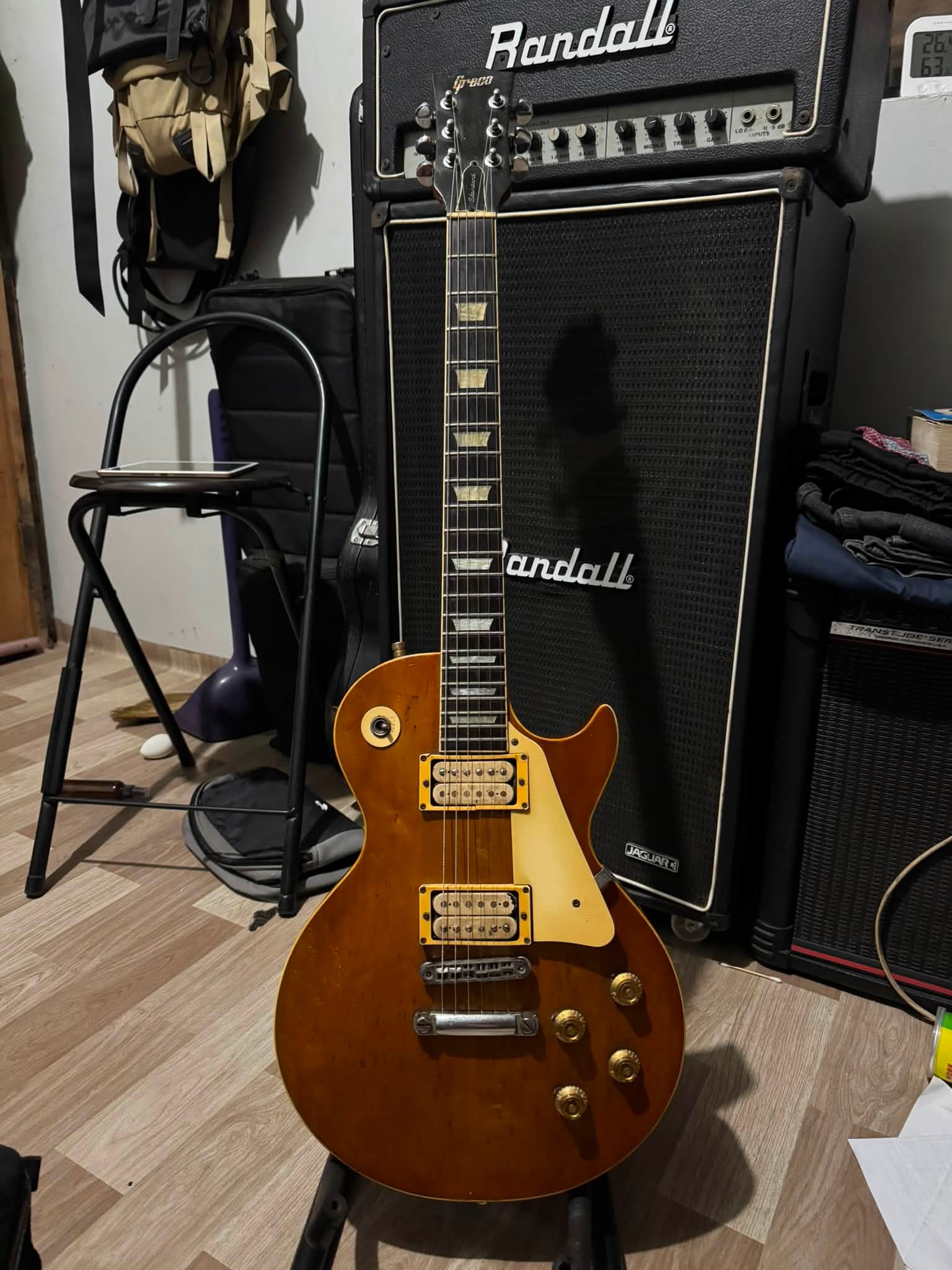 Greco EGF 1200 Guitar Features and Comparisons