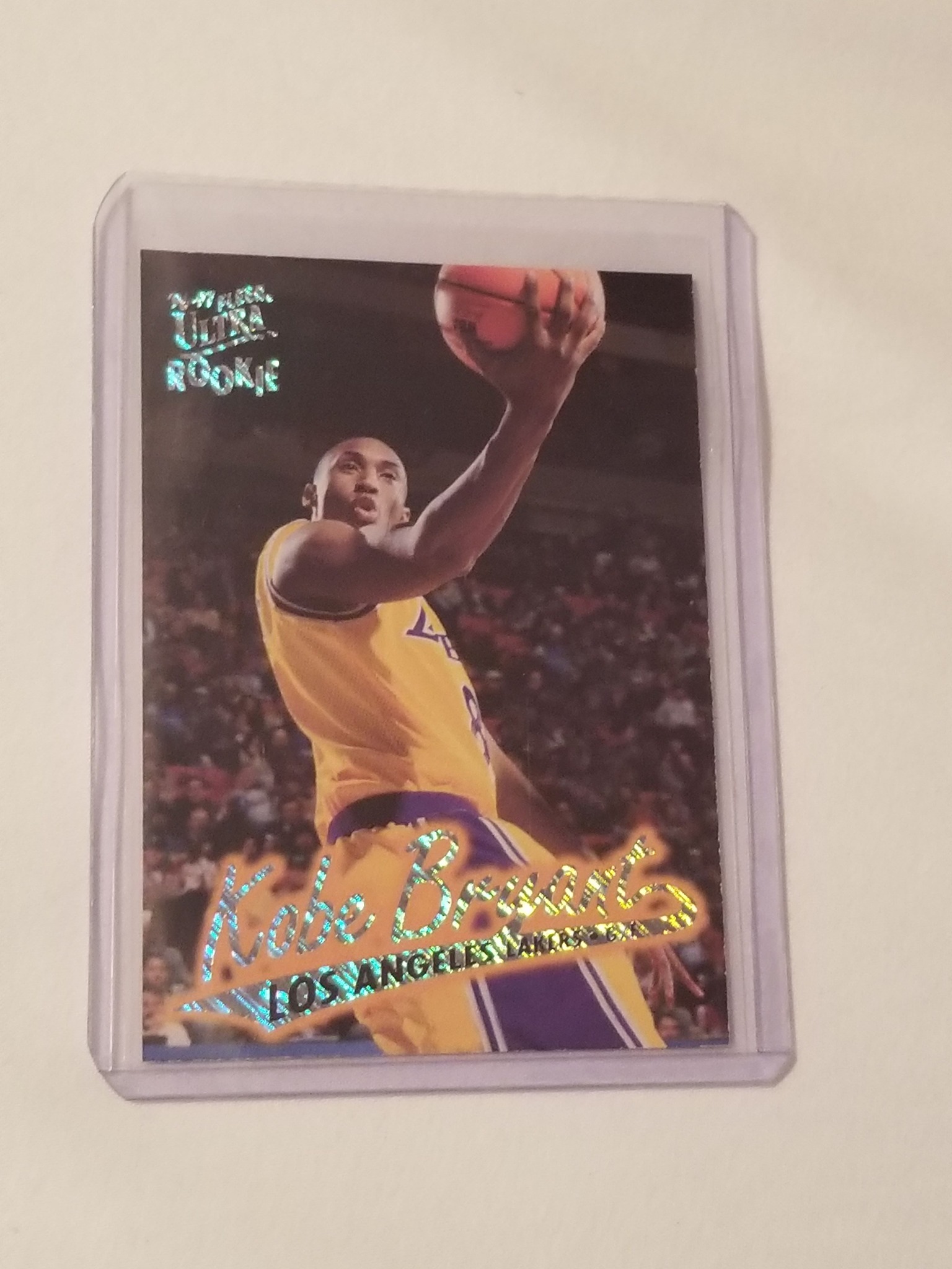 1996 fleer ultra platinum medallion card found