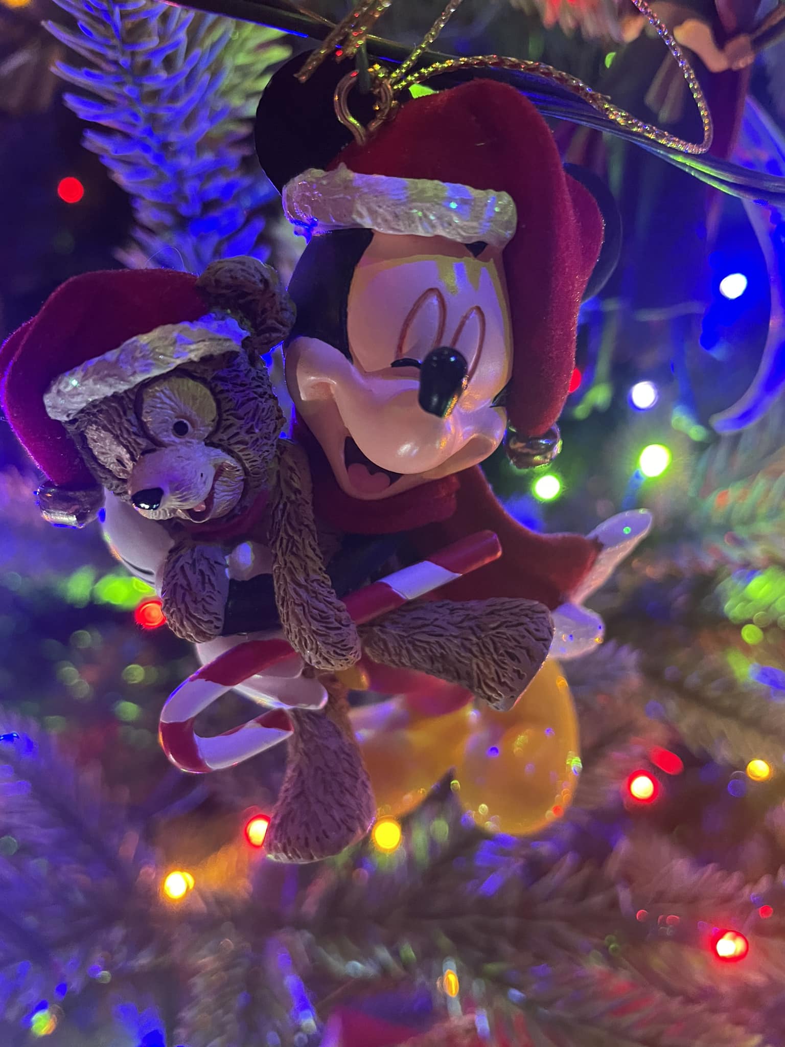 French ad of Disneyland Paris for the 1997 Christmas holidays