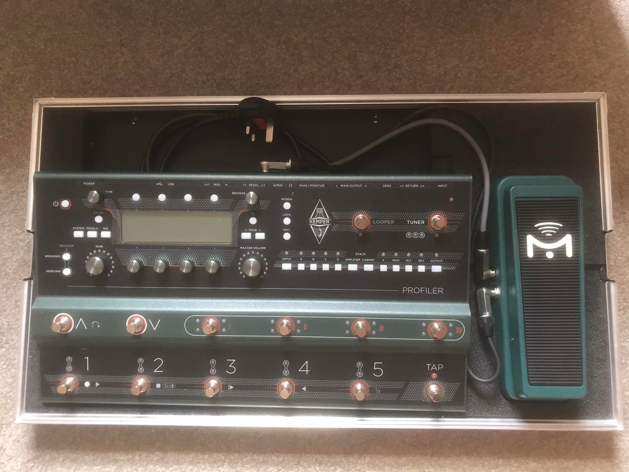 STILL AVAILABLE - Full KEMPER Stage setup including flightcase