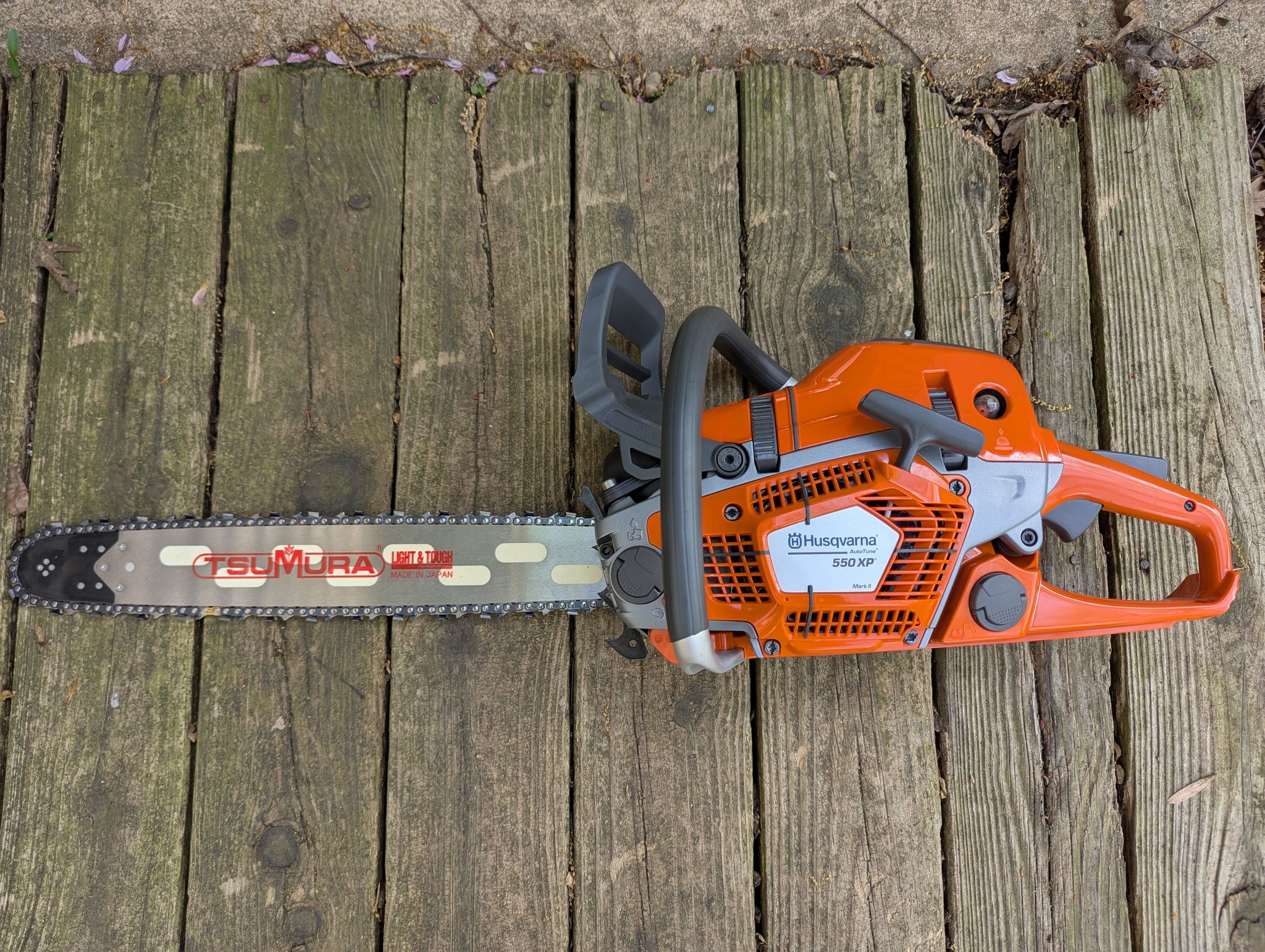 Husqvarna 550 XP chainsaw review