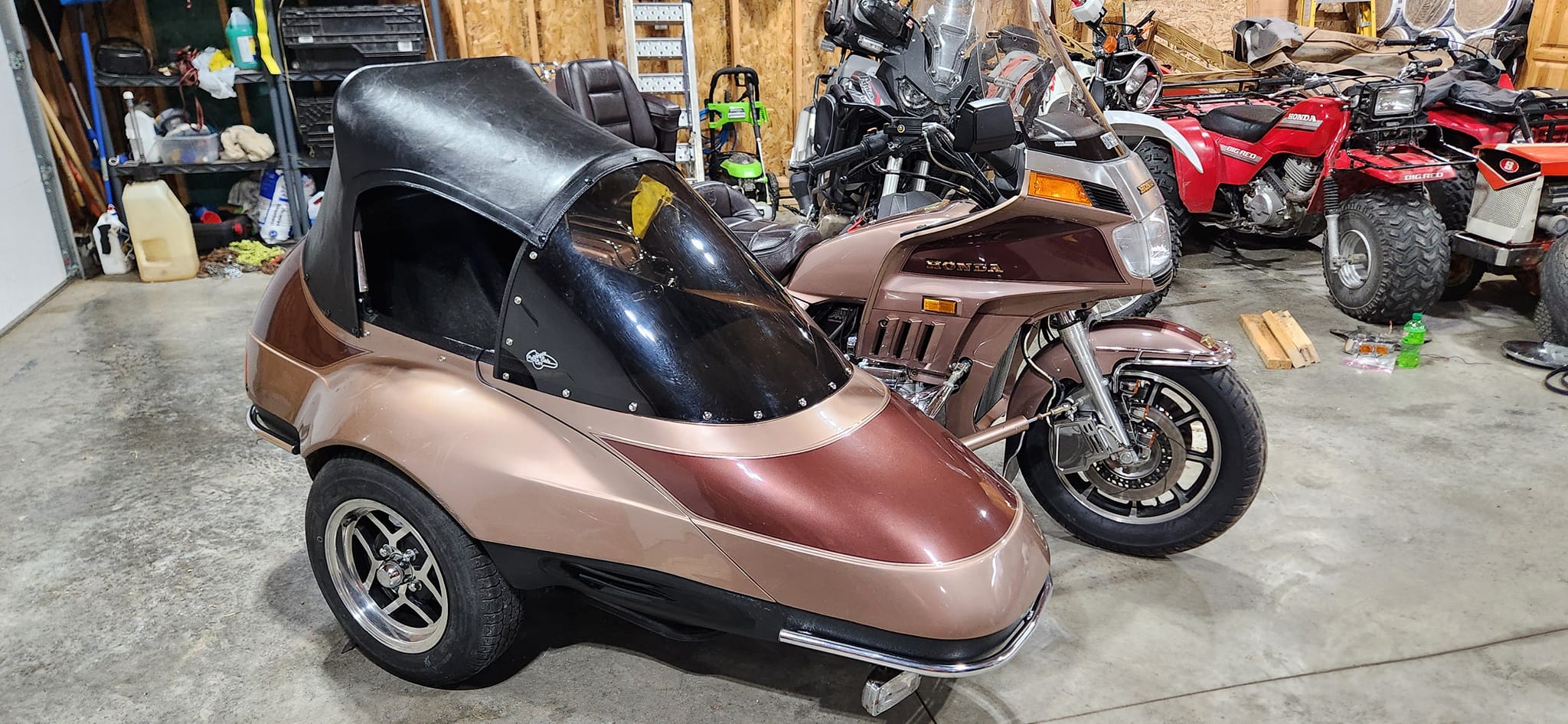 1986 GL1200 Aspencade with sidecar reaches 24,000 miles