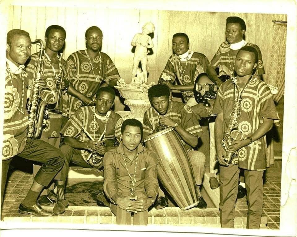 Fela Kuti & His Koola Lobitos Band in the 1960s In 1959, Fela Kuti