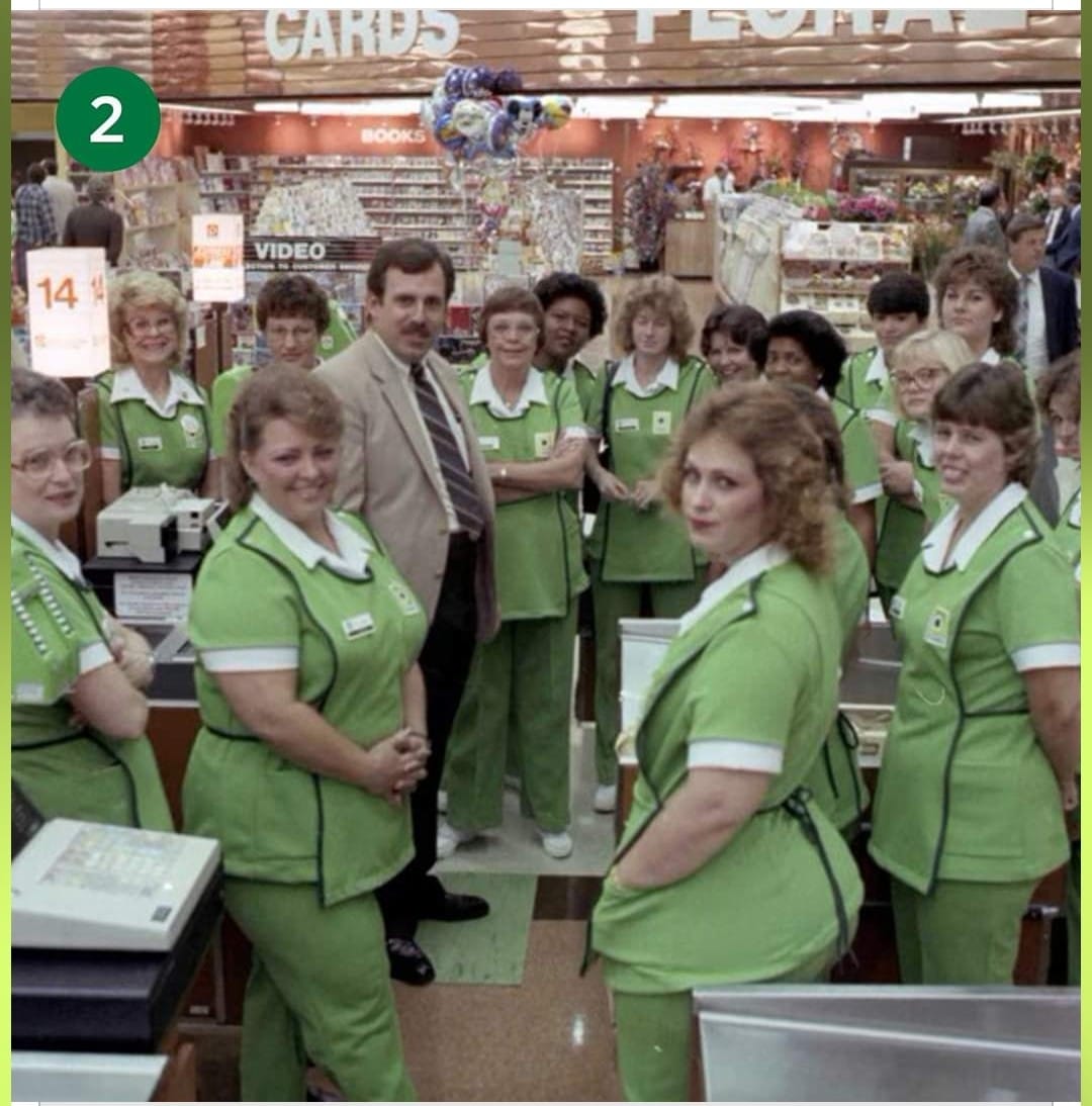 publix dress code Throughout the years, uniforms have adapted to the trends and styles of the era. Which is your favorite? color:Silver Stretch denim dress Luxe collections:halter Publix job interview