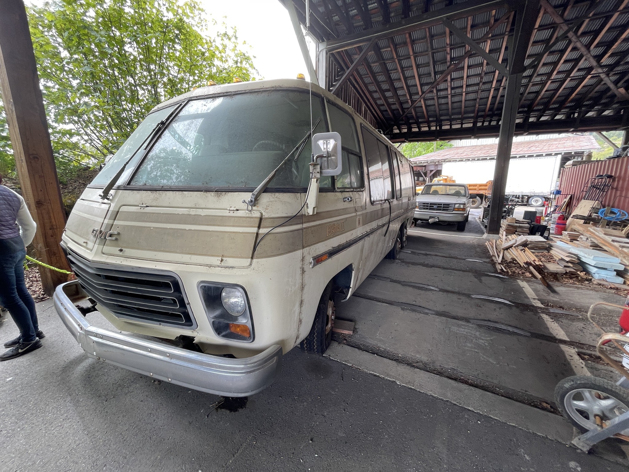 1973 and 1975 GMC motorhomes for sale near Portland, OR