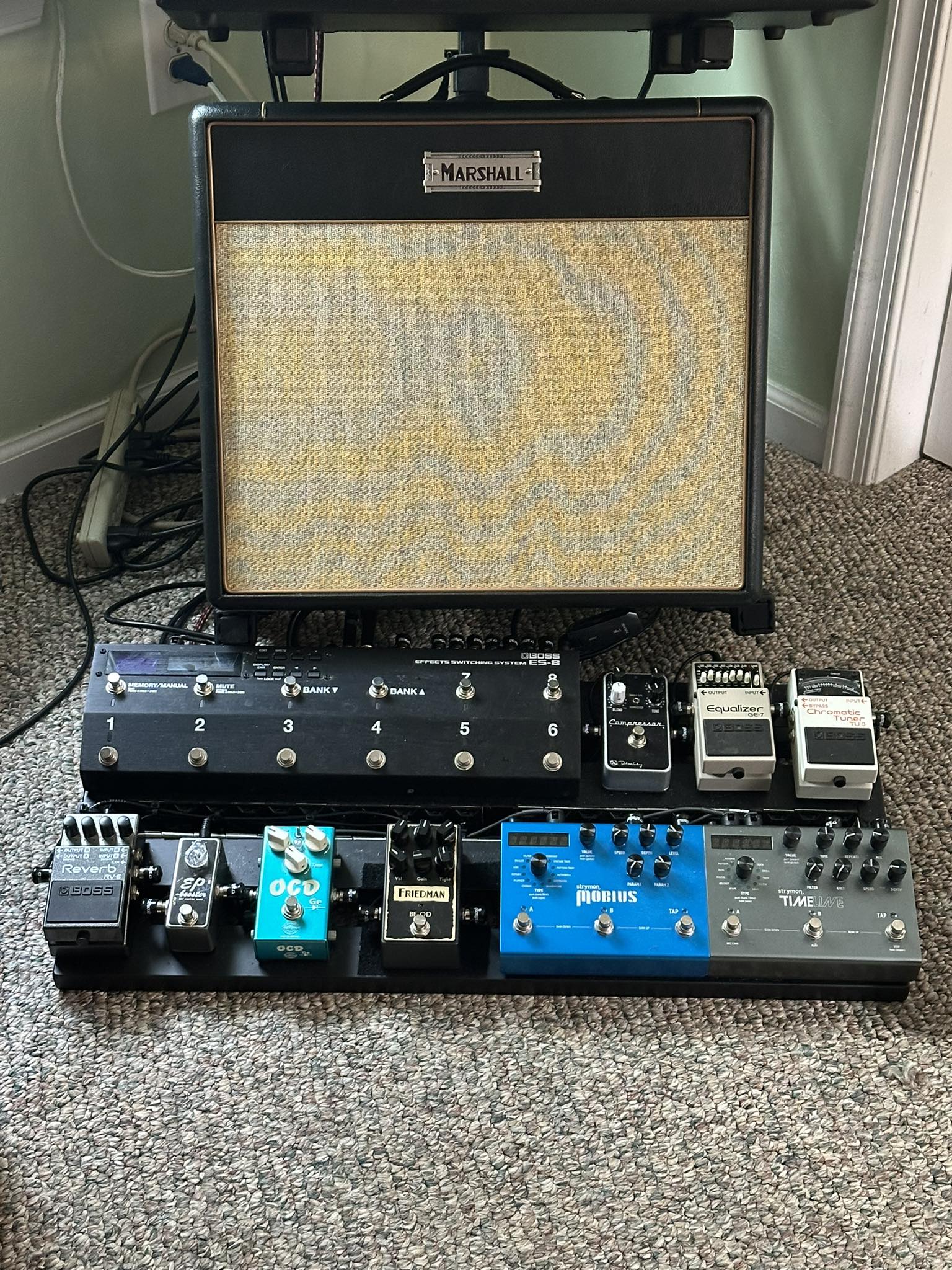How to manage patch cables on Pedaltrain Novo24 with Boss ES5
