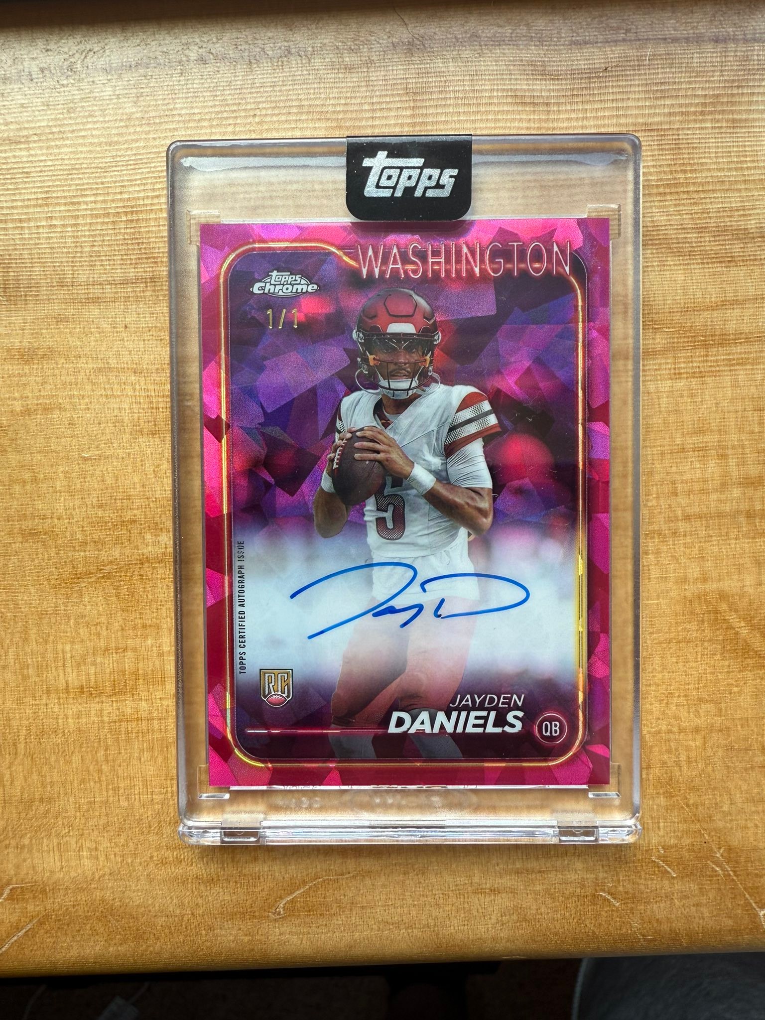 Jayden Daniels Topps Chrome Sapphire Padparadscha Rookie 1/1 on 