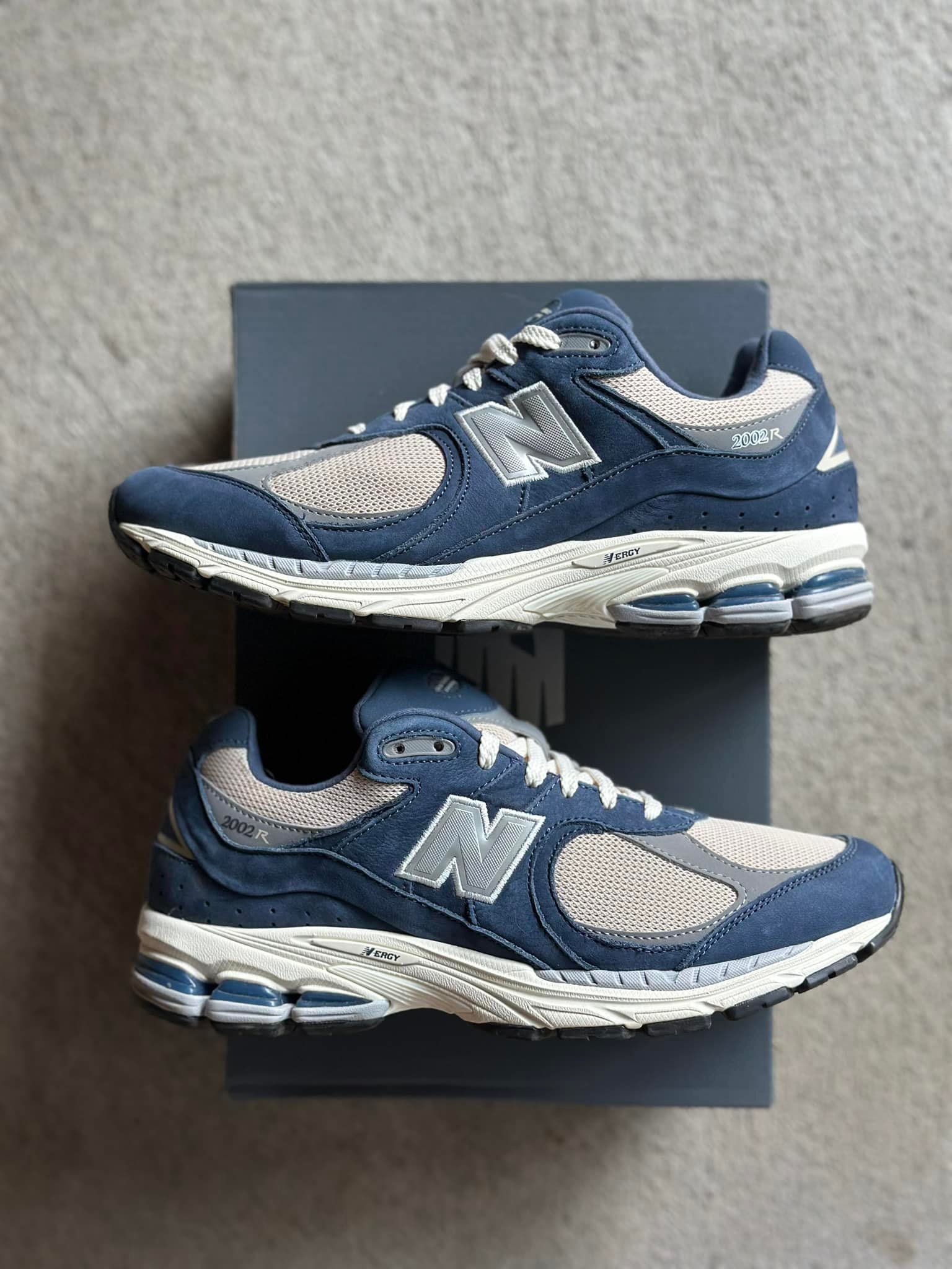 ? New balance 2002rhr ไซส์ 10us 28cm (เหมาะกับเท้า 9.5us 27.5cm 