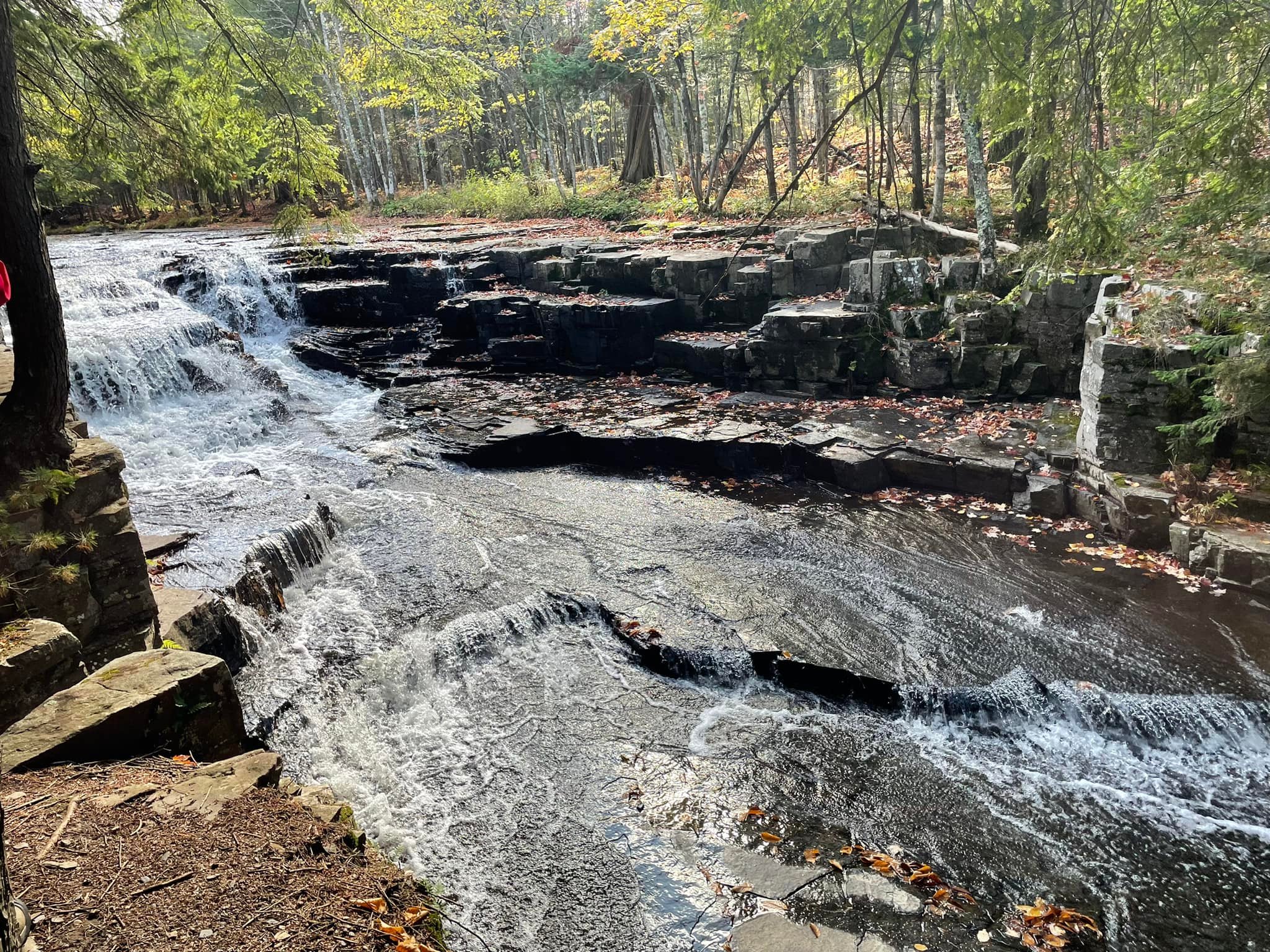 What waterfalls are near Rapid River, U.P. with minimal walking?