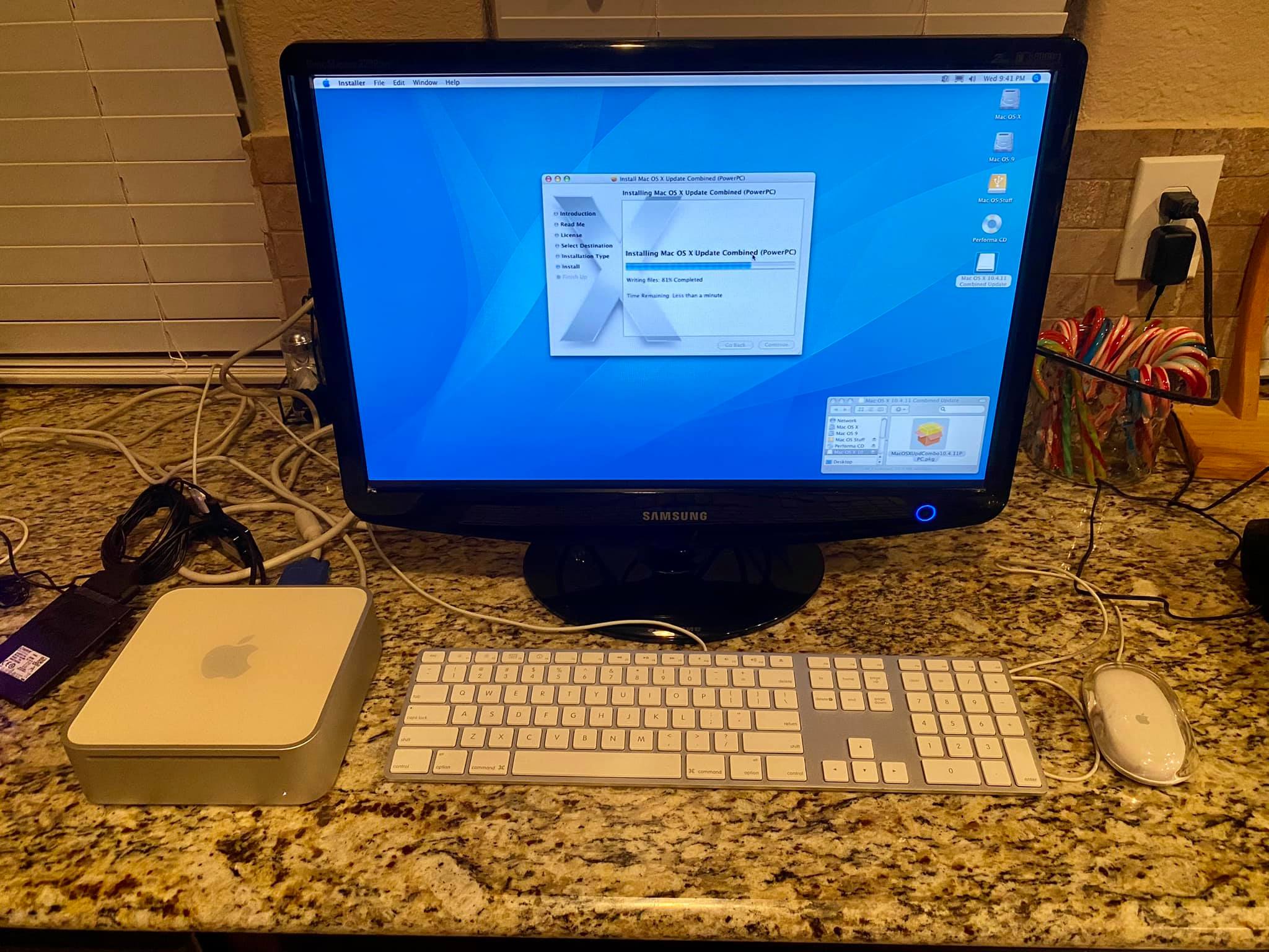 Found a photo of my old setup. Late 2014 Apple Mac Mini.