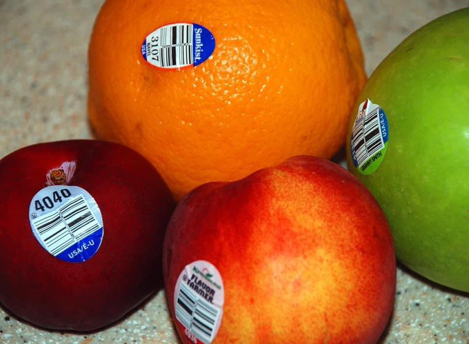 Is a fruit organic if it starts with a 6 and not a 9?