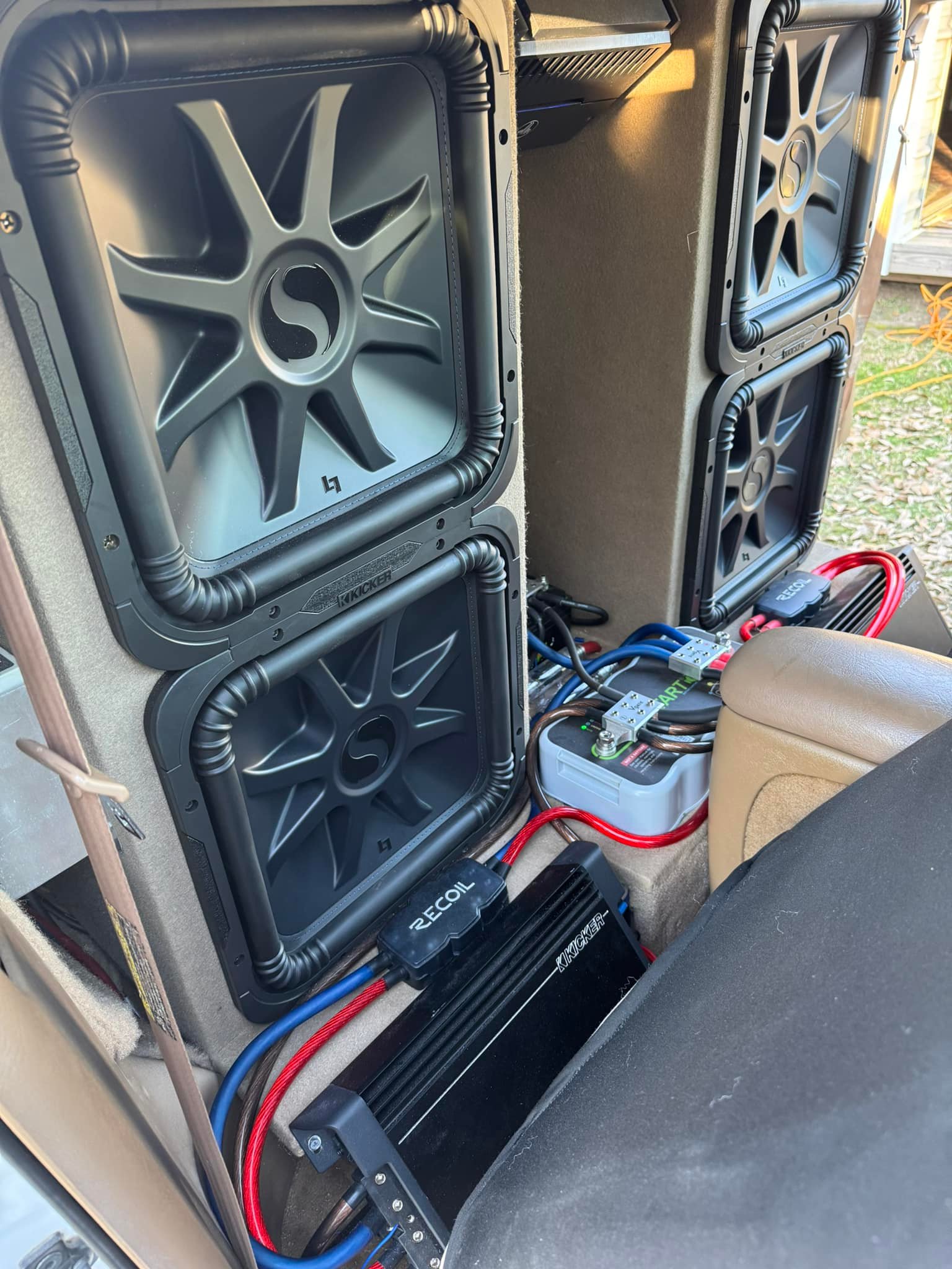 Kicker Warhorse WXA3600.1 amplifier in Beaumont TX