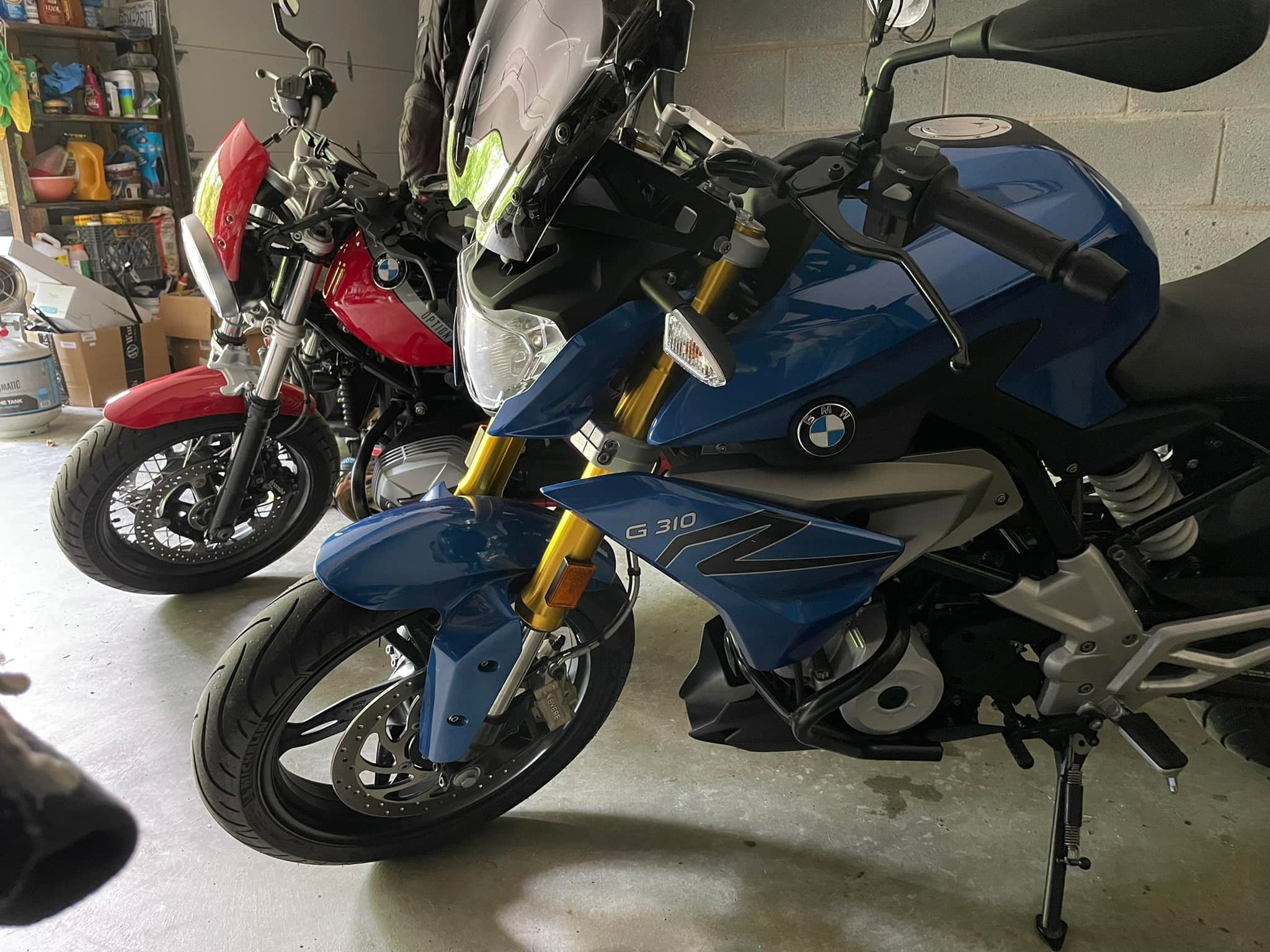 2018 BMW G310R review and specs