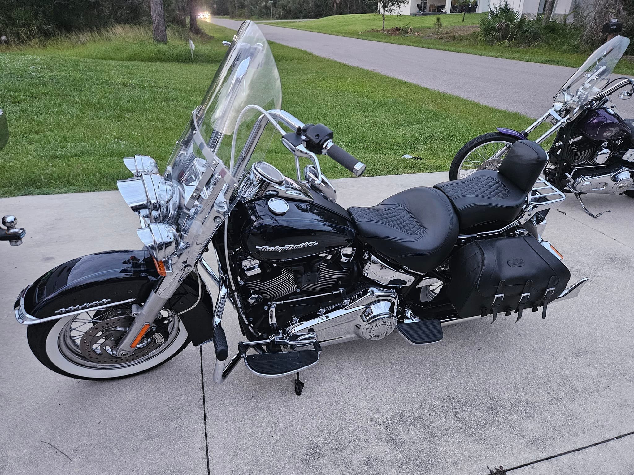 Motorcycle glass packs sound like old airplane