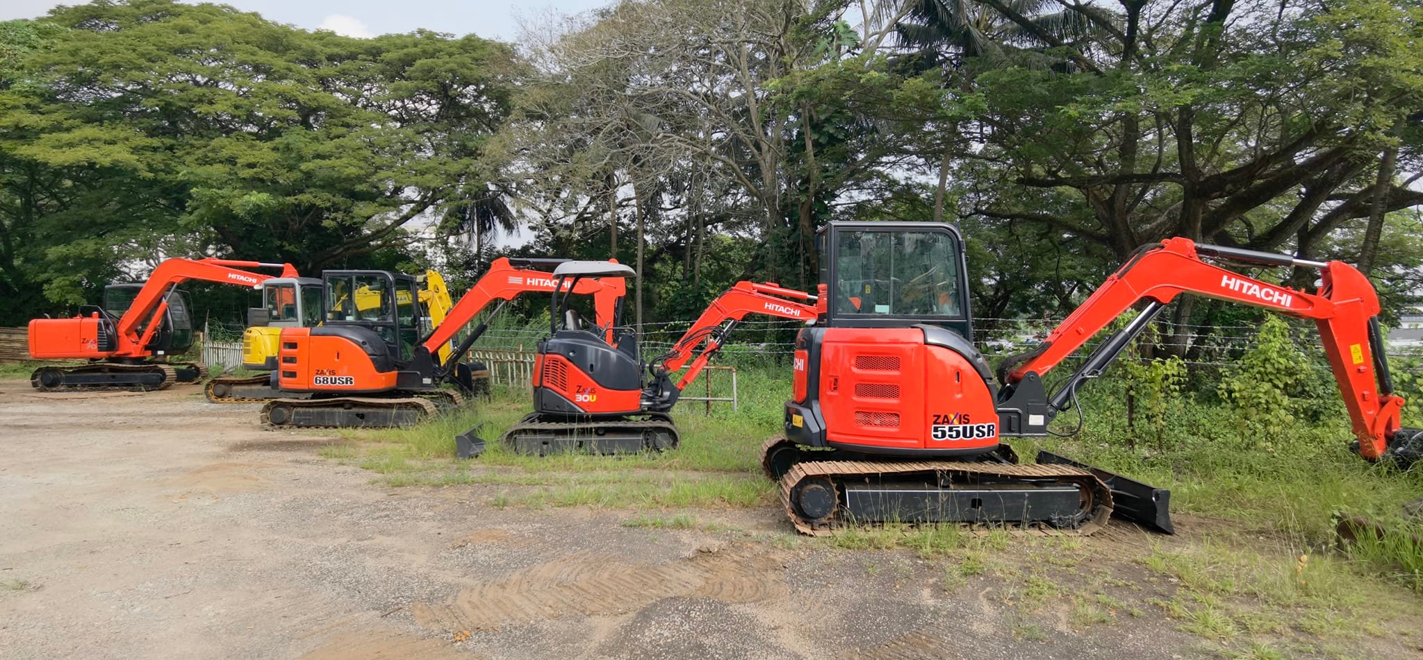 🚀 Meet the ZX375USLC-7, our biggest short‑tail swing excavator