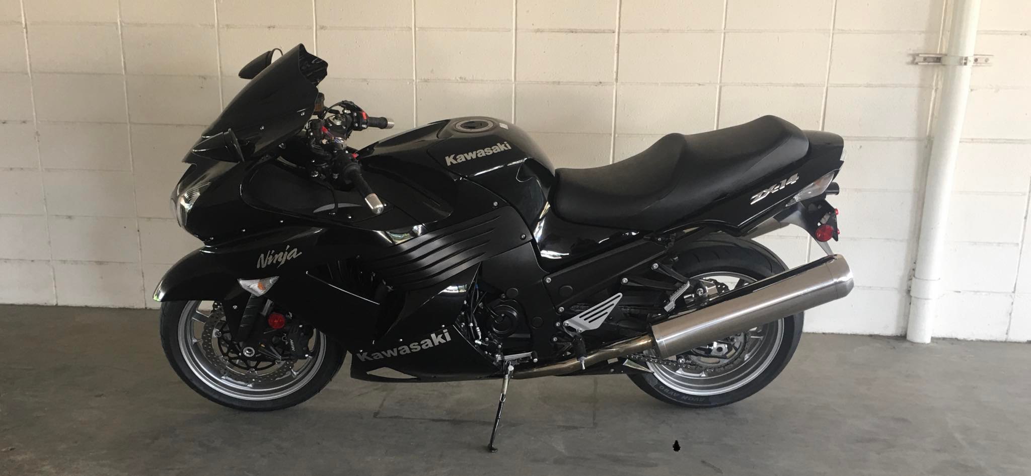 2006 Kawasaki Ninja ZX1400 in mint condition