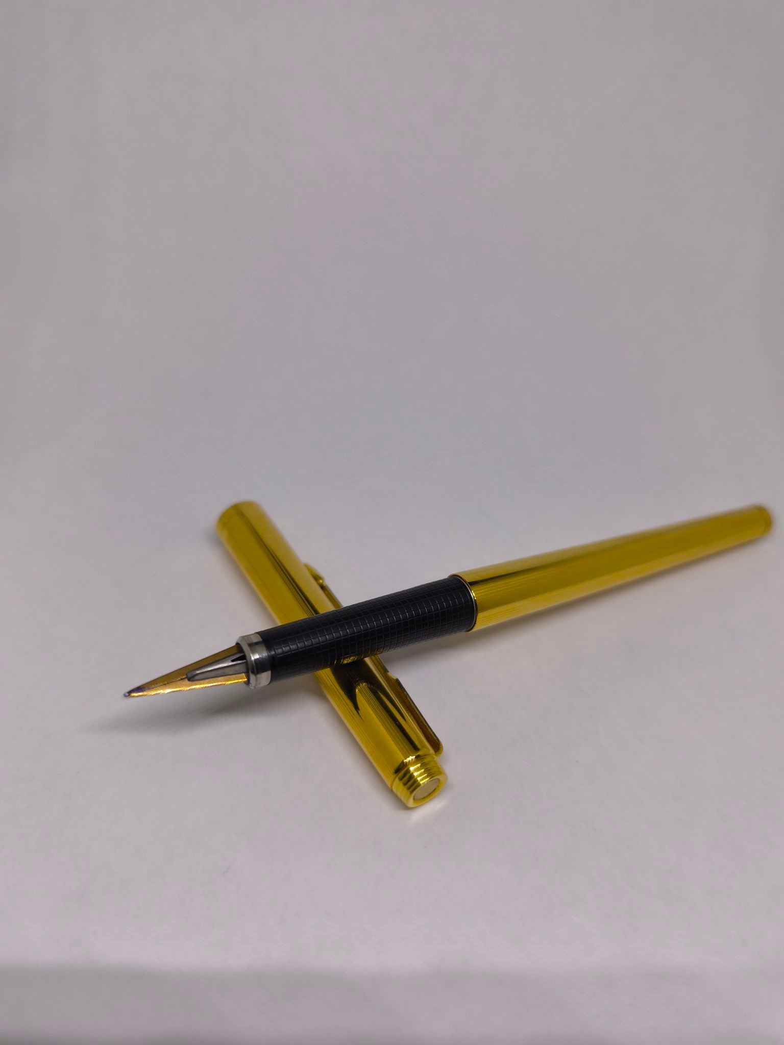 Vintage Parker 180 fountain pen with 14k dual side XF and M nib