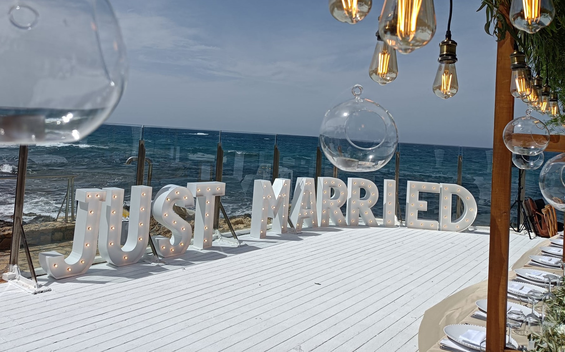 Wedding Vendors Crete | Looking for a florist… small microwedding ...