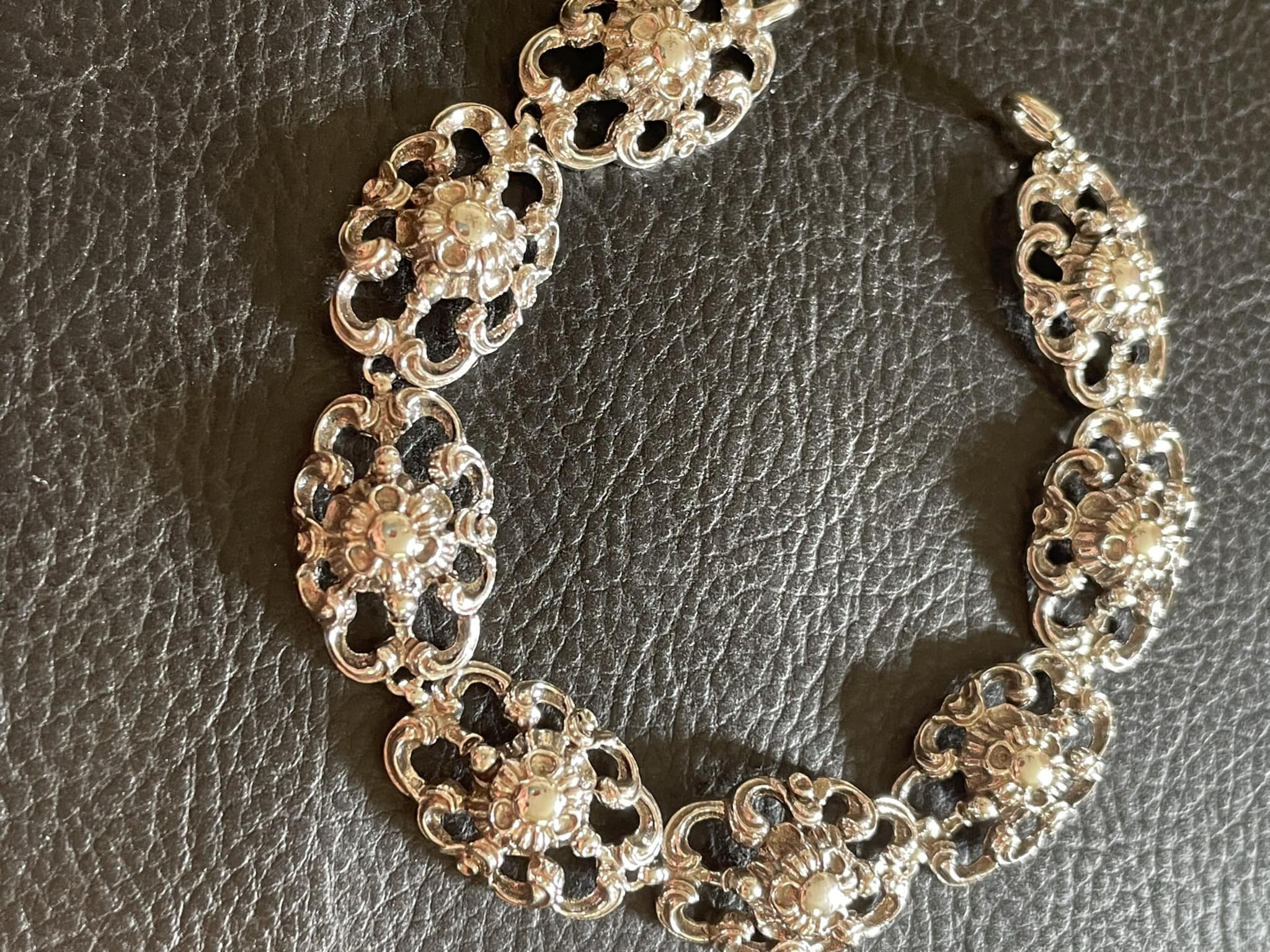 Stunning sterling silver link bracelet from the transitional 