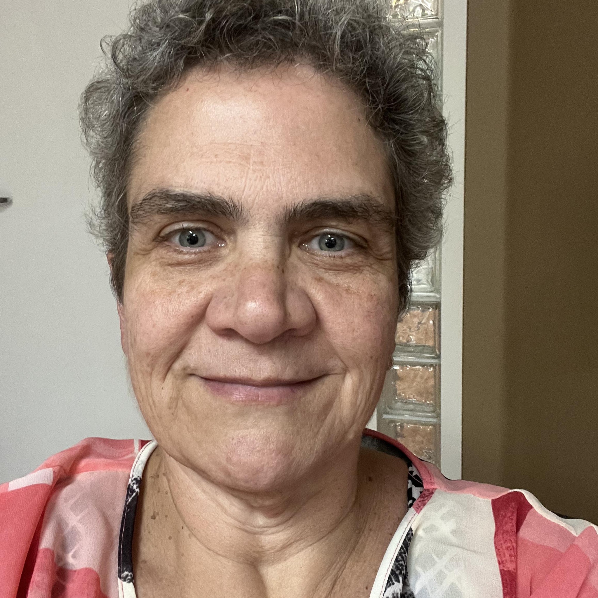 Shelly Roberts