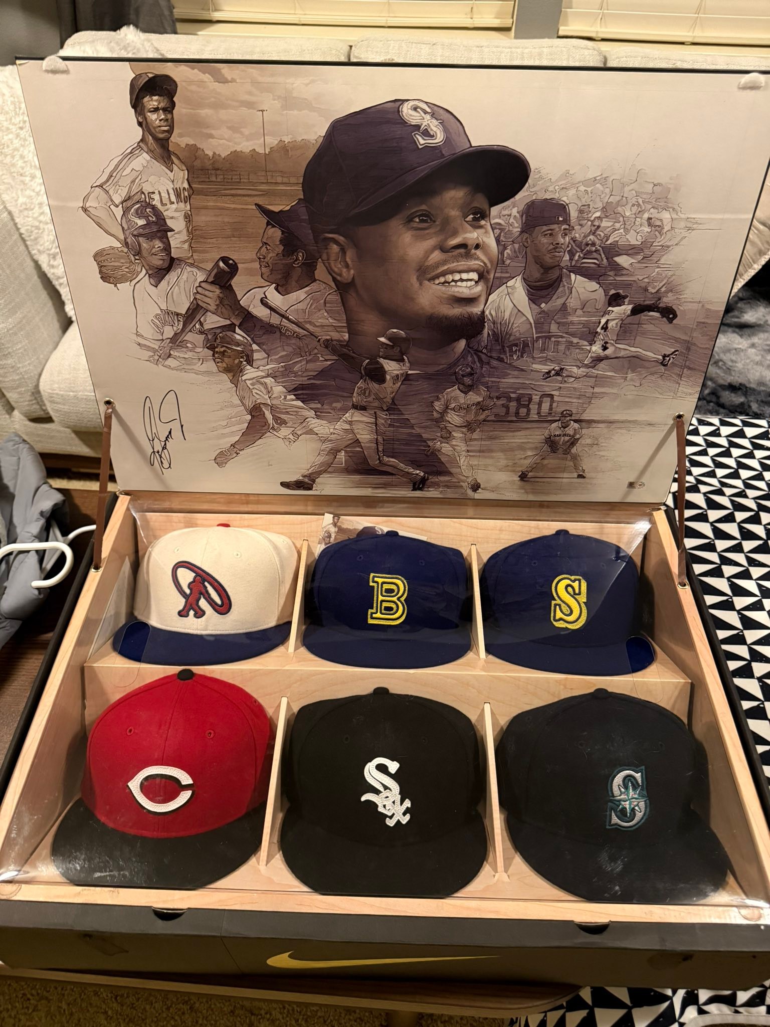 Anyone see that Ken Griffey, Jr. Nike ad?