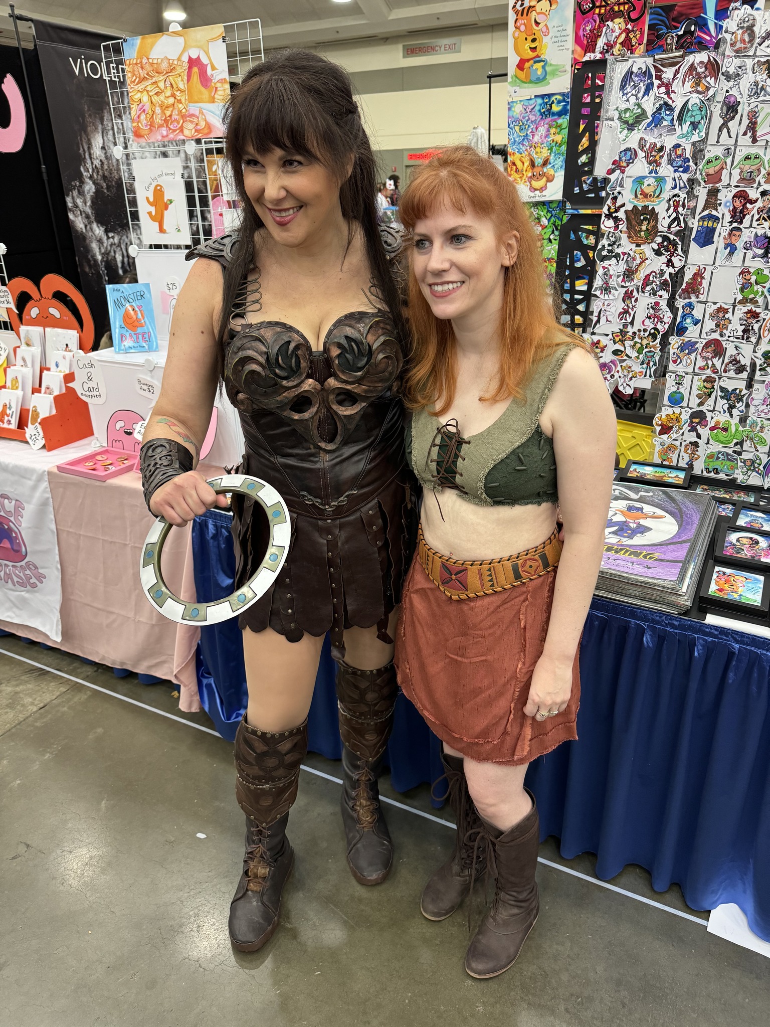 Another picture of Xena and Gabrielle!