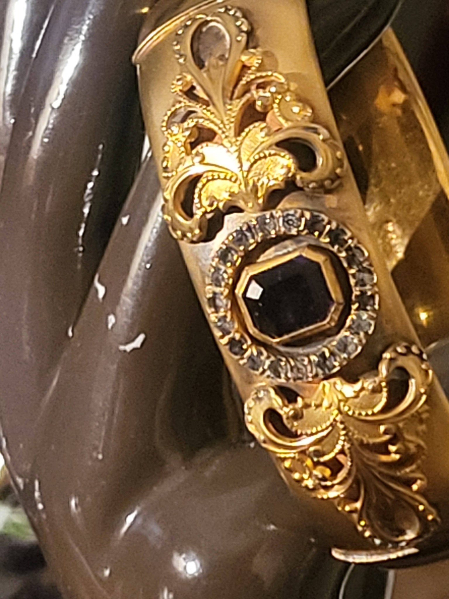 What does the W&SB stamp on jewelry mean?