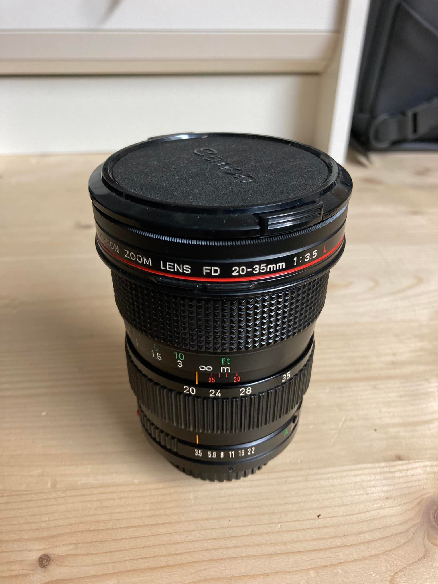 Canon FD 20-35mm wide zoom lens review