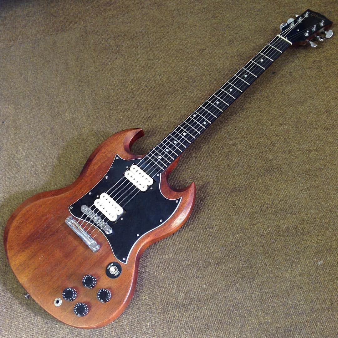 Help finding 2004 Gibson SG Special in faded brown