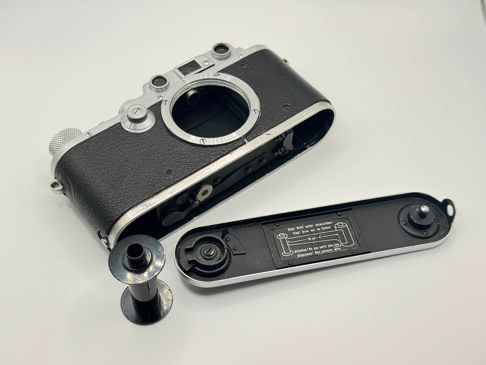 Leica III serial number 293357 production year 1938