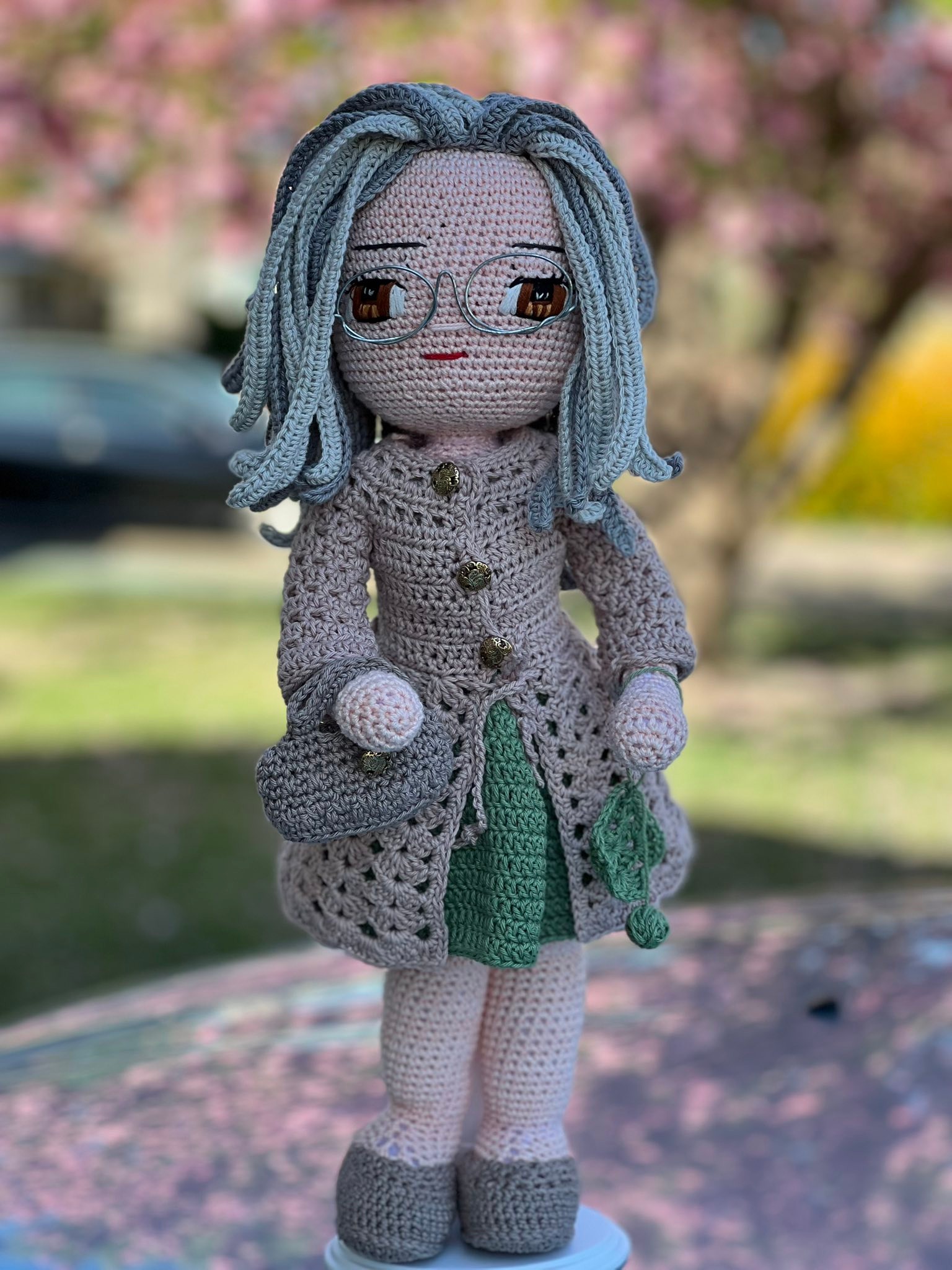 My latest commission and first doll 🧶 The lovely Gracie from