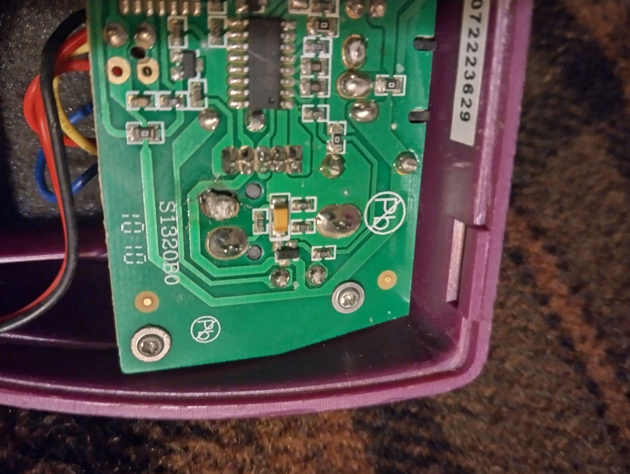 Danelectro Fab Fuzz output cable connection