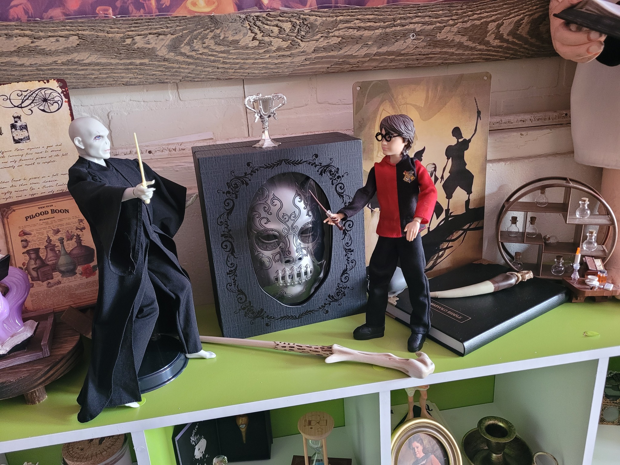 Figura de Voldemort con hechizo Avada Kedavra