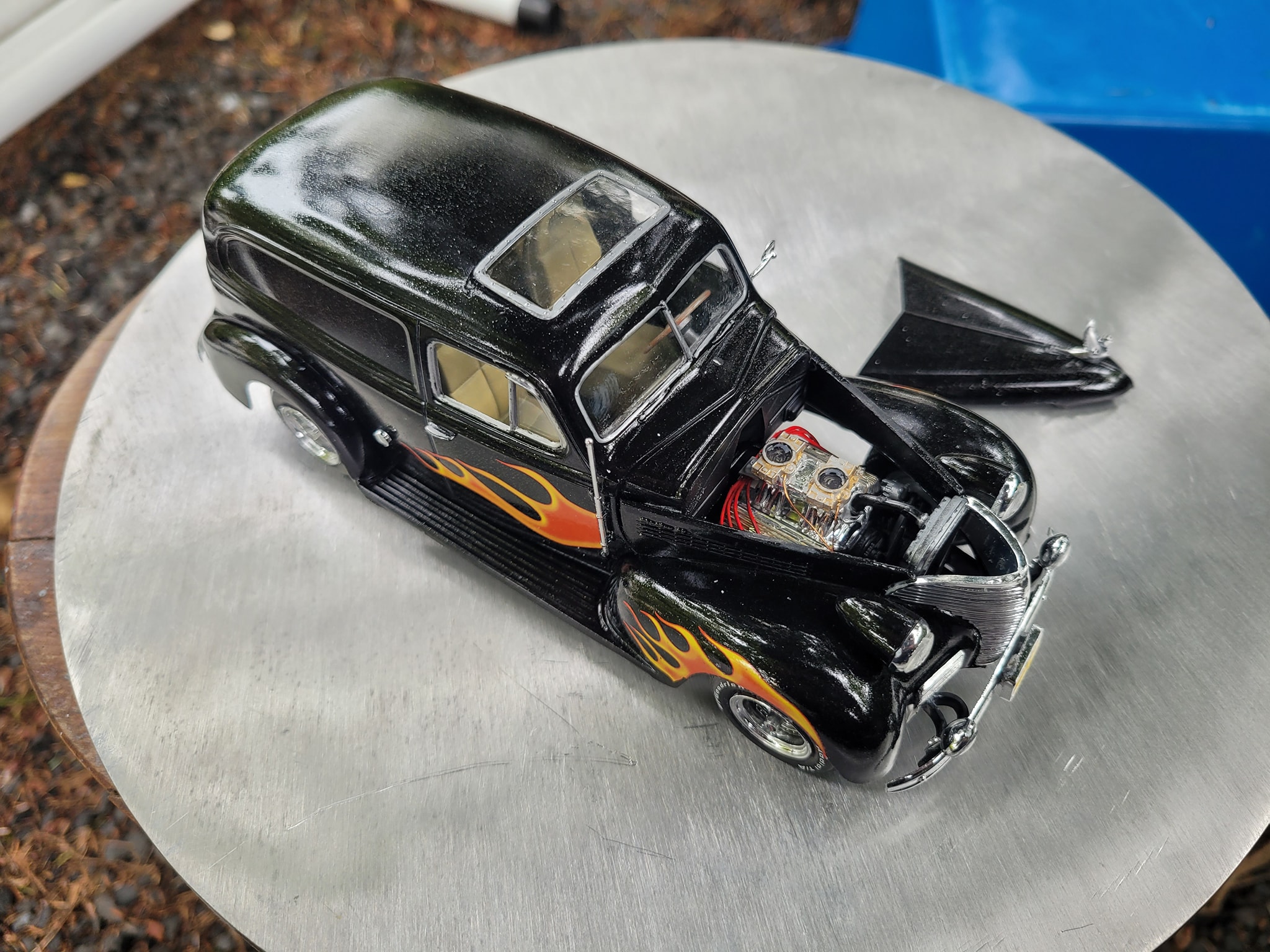 REVELL 14529 1939 Chevy Sedan Delivery Maquette de voiture 1:24 EUR 44,98 - FR