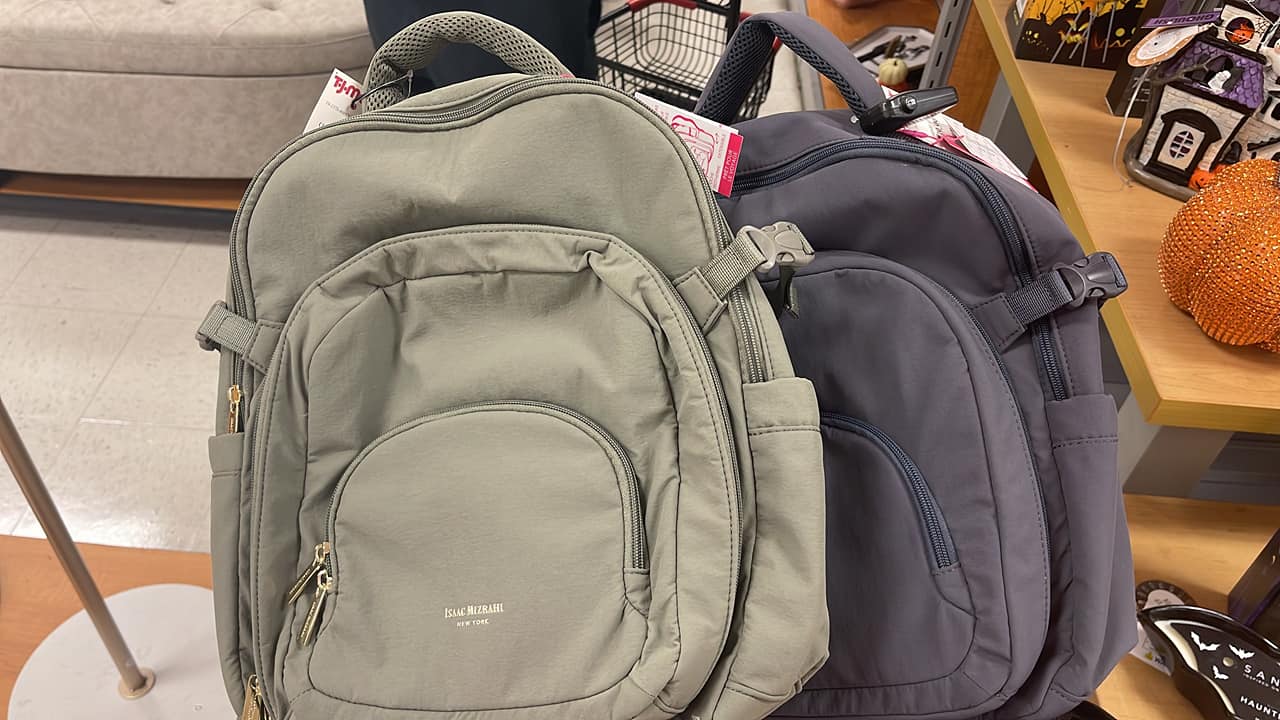 lululemon crissbody bag Everywhere Belt 1L (Neo Mint) available From: 07/31/2025 Style:Stripe Mini Cooler/Lunch Day Bag Backpack Bling Diy repellent finish keeps your