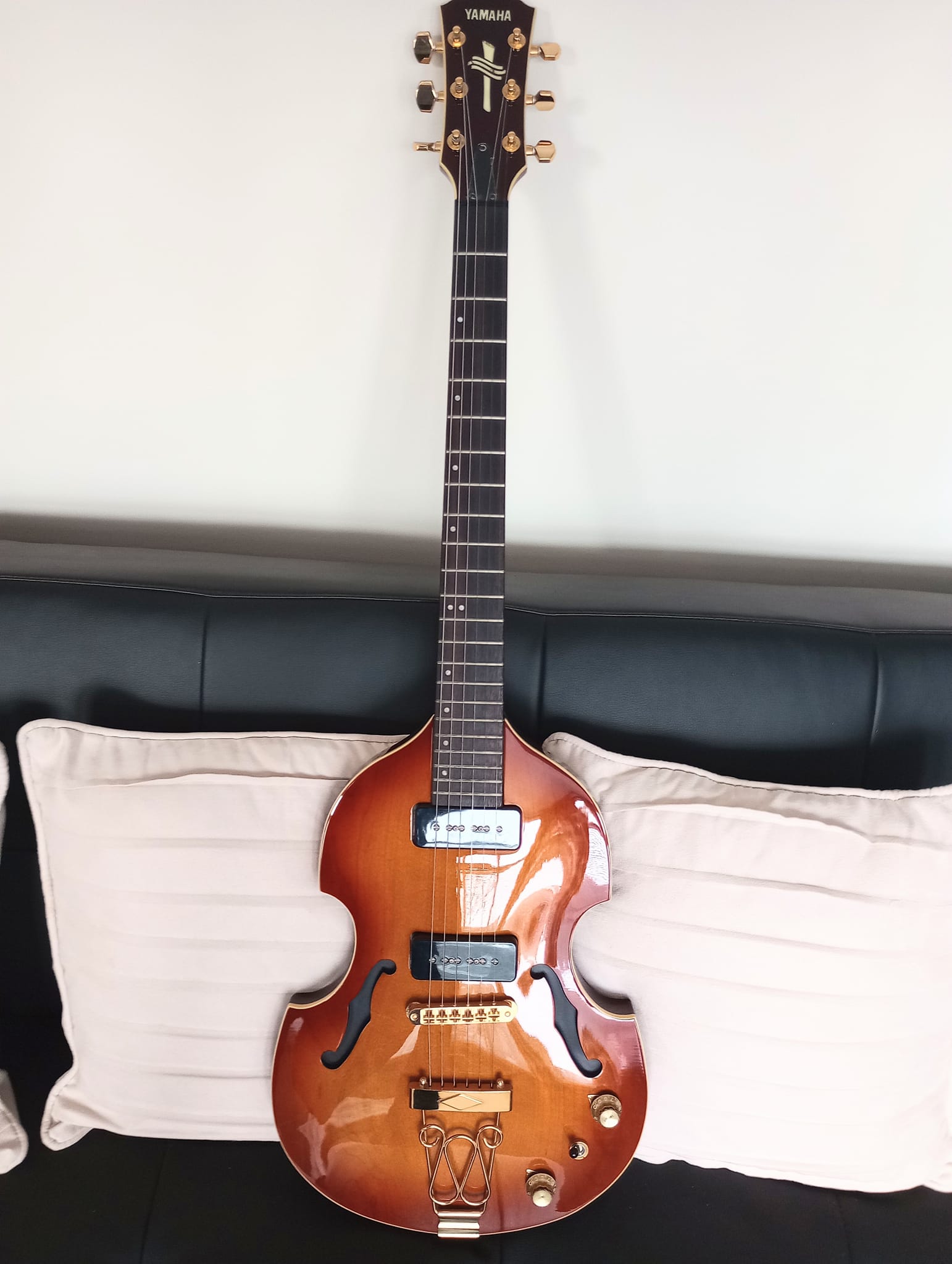 1998 Yamaha VG STD guitar in excellent condition