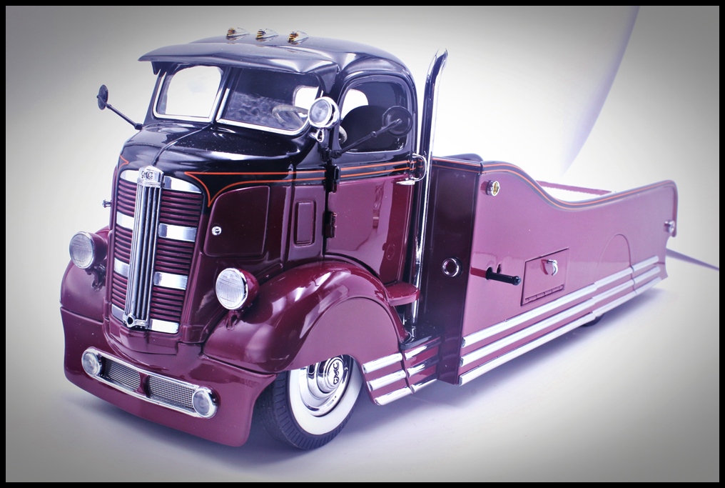1938 Car Carrier, 1/24 Danbury mint.