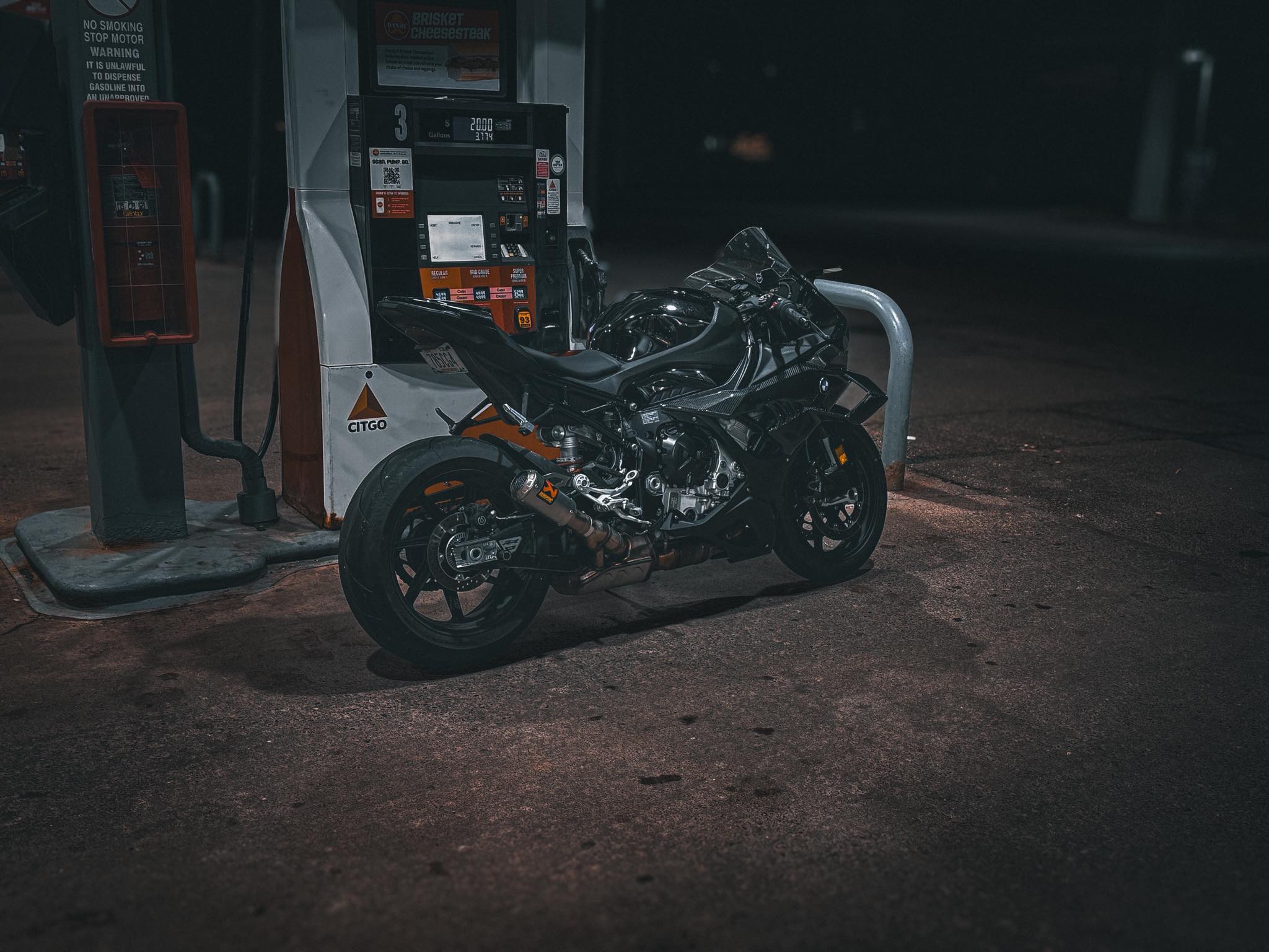 What frame sliders do you guys run? PFA.